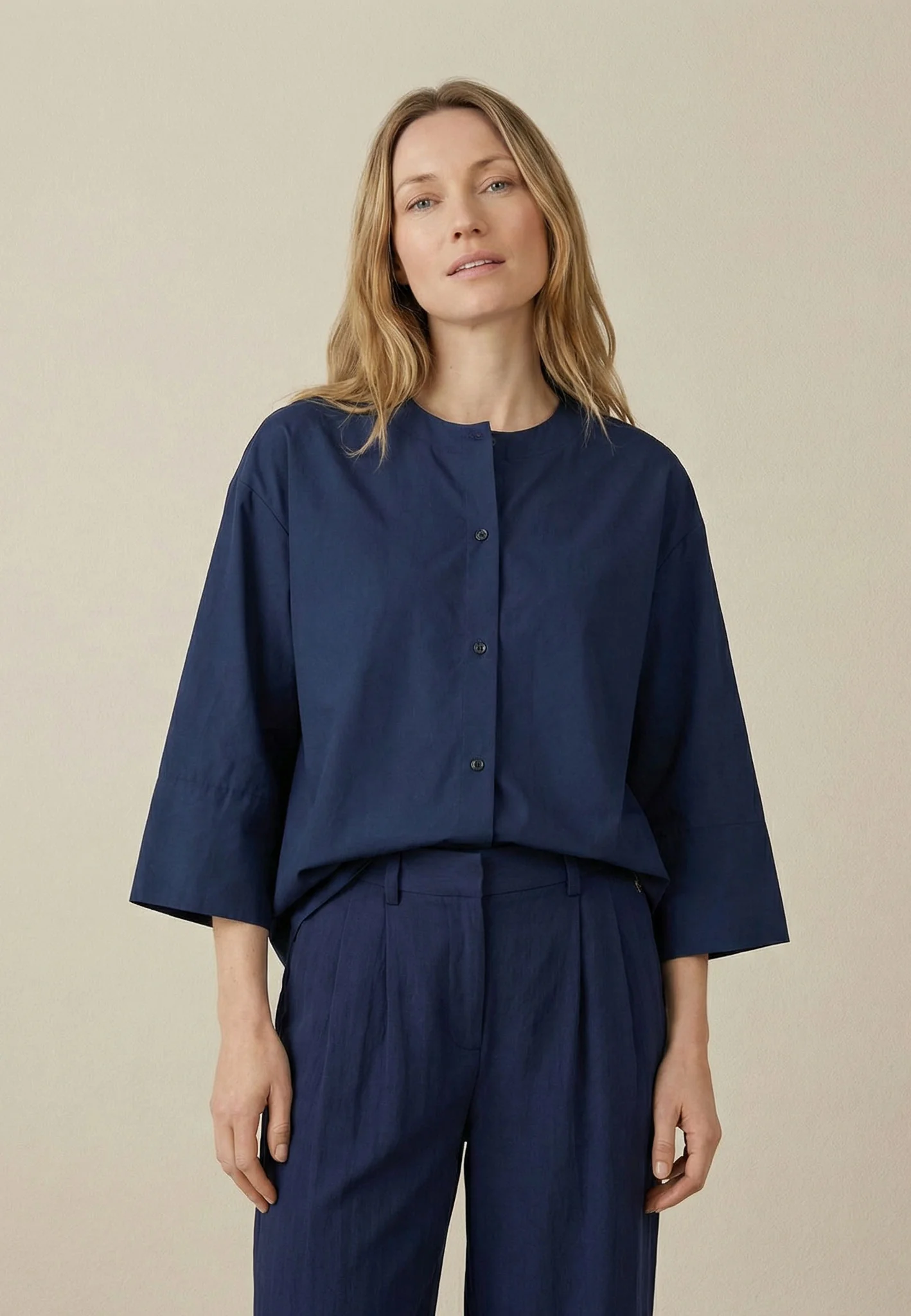 Bluse aus Baumwolle mit Rundhalsausschnitt und 3/4-Arm - Image 6