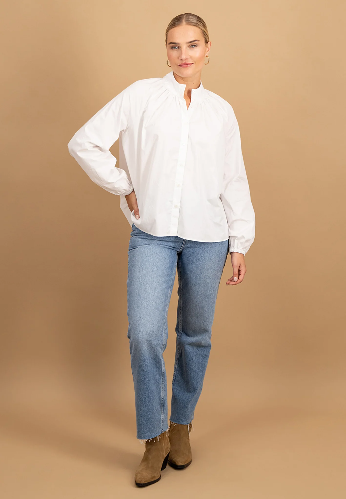 Bluse aus Baumwolle mit Stehkragen und Faltenlegung - Image 4