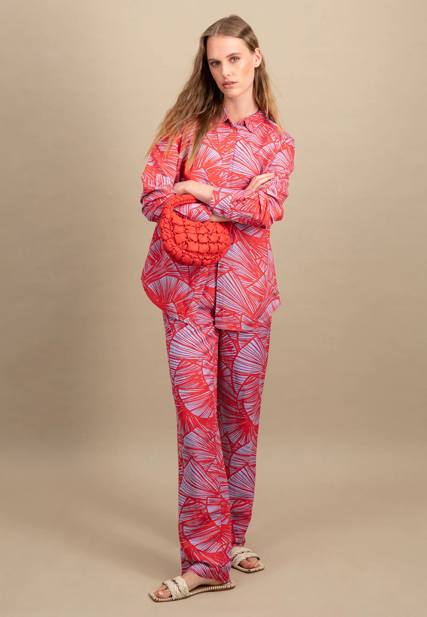 Bluse aus Leinenmix mit Kentkragen - Image 4
