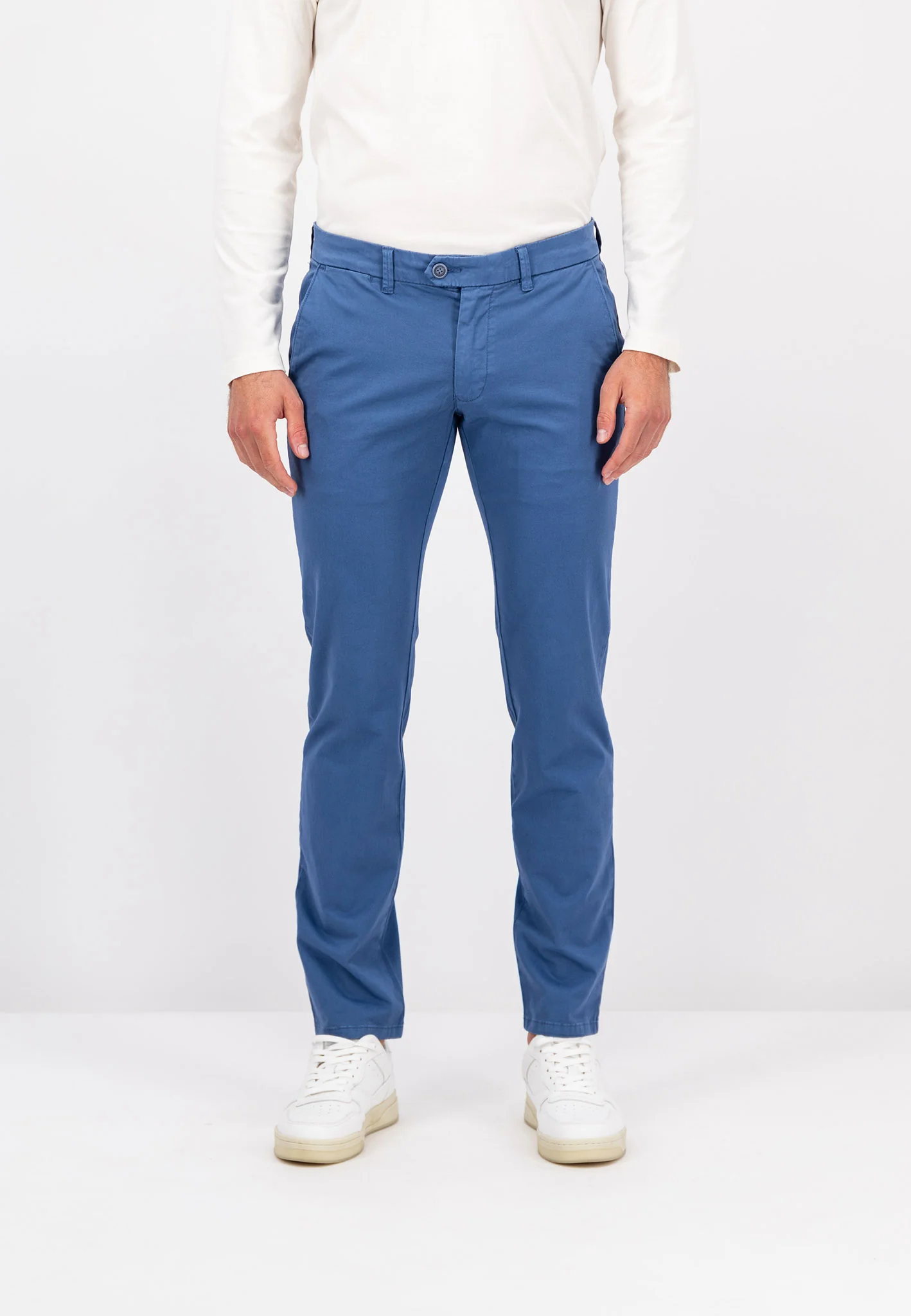 Chino aus Baumwoll-Mix– Straight-Leg