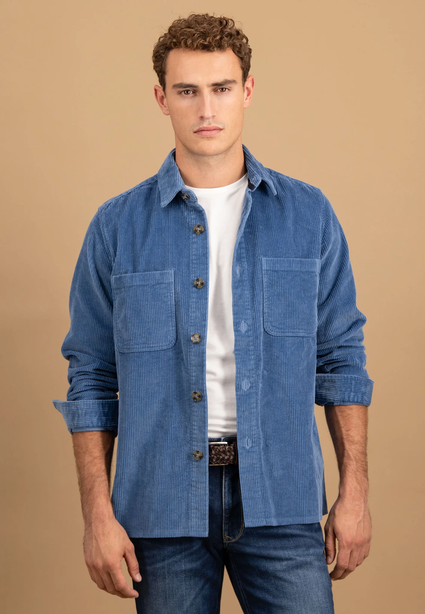 Cord-Overshirt aus Baumwolle mit Brusttaschen und Knopfleiste - Image 19