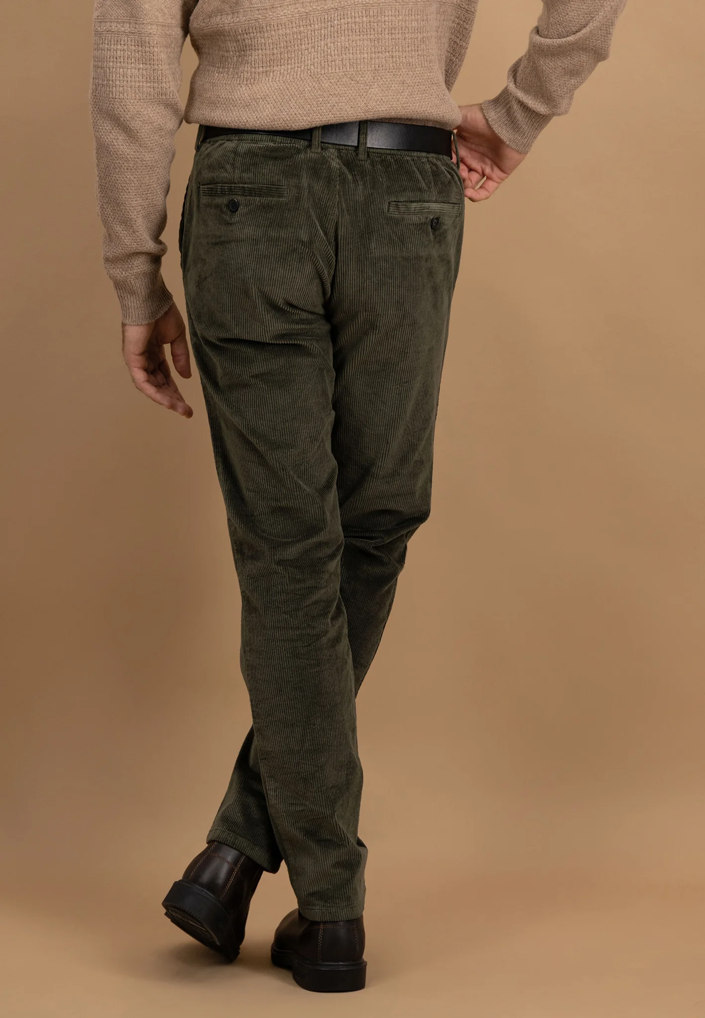 Cordhose aus Baumwoll-Stretch – Straight Leg - Image 12