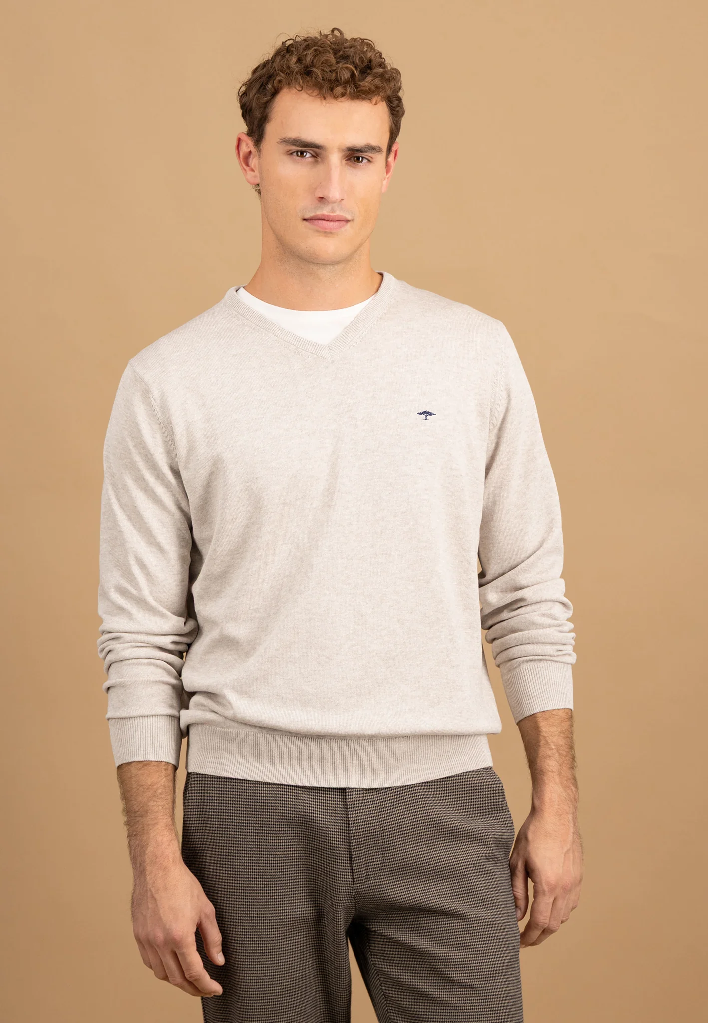 Feinstrickpullover aus Baumwolle mit V-Ausschnitt - Image 33