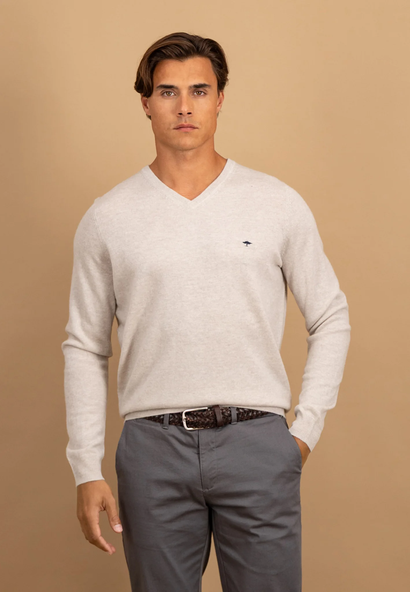 Feinstrickpullover aus Merino-Kaschmir mit V-Ausschnitt - Image 17