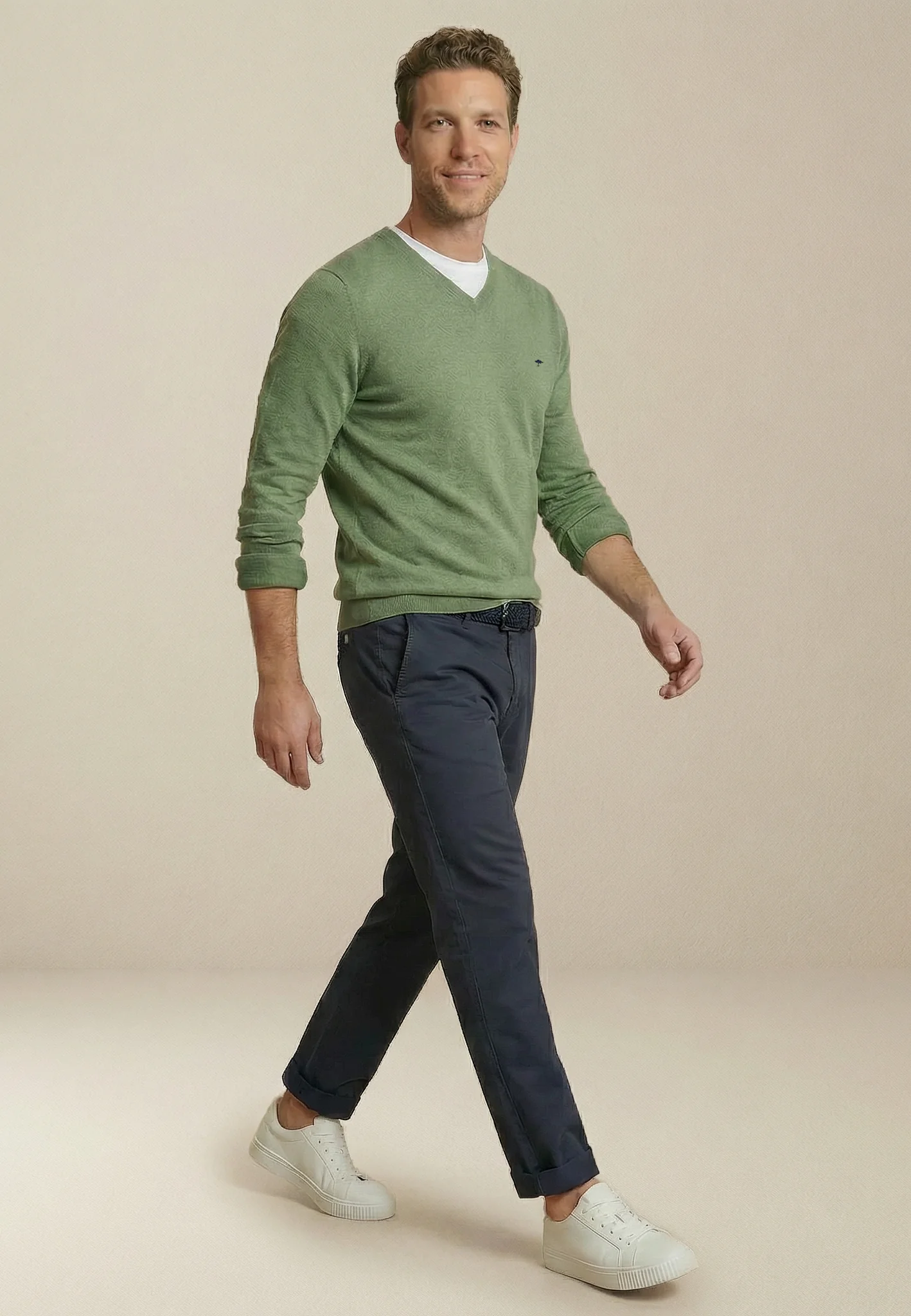 Feinstrickpullover aus reiner Baumwolle mit V-Ausschnitt - Image 68
