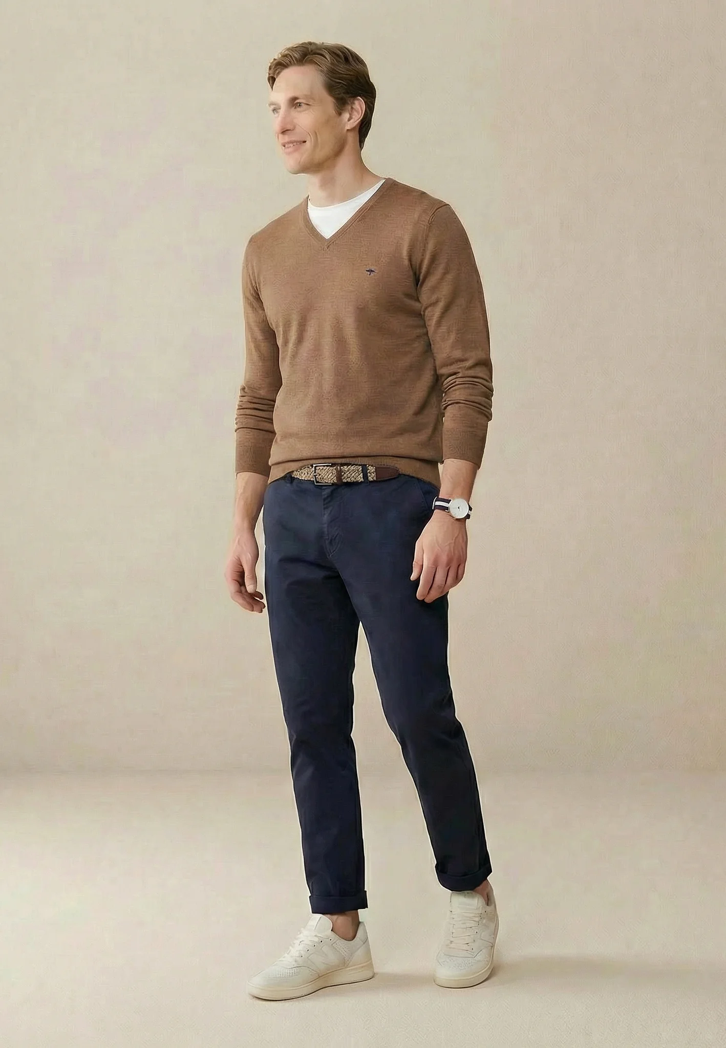 Feinstrickpullover aus reiner Baumwolle mit V-Ausschnitt - Image 8