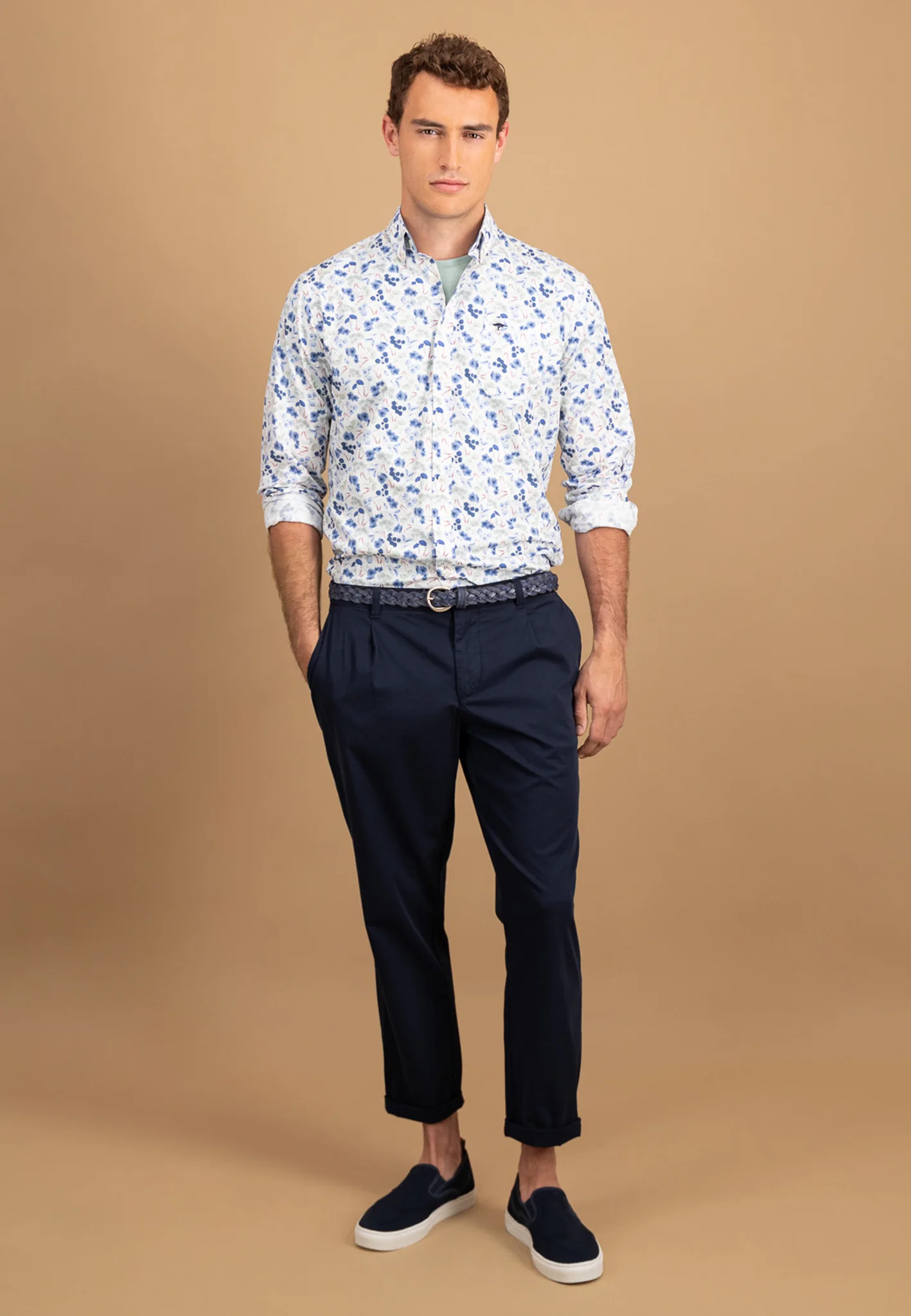 Hemd aus Baumwolle mit Button-Down-Kragen und floralem Print - Image 2