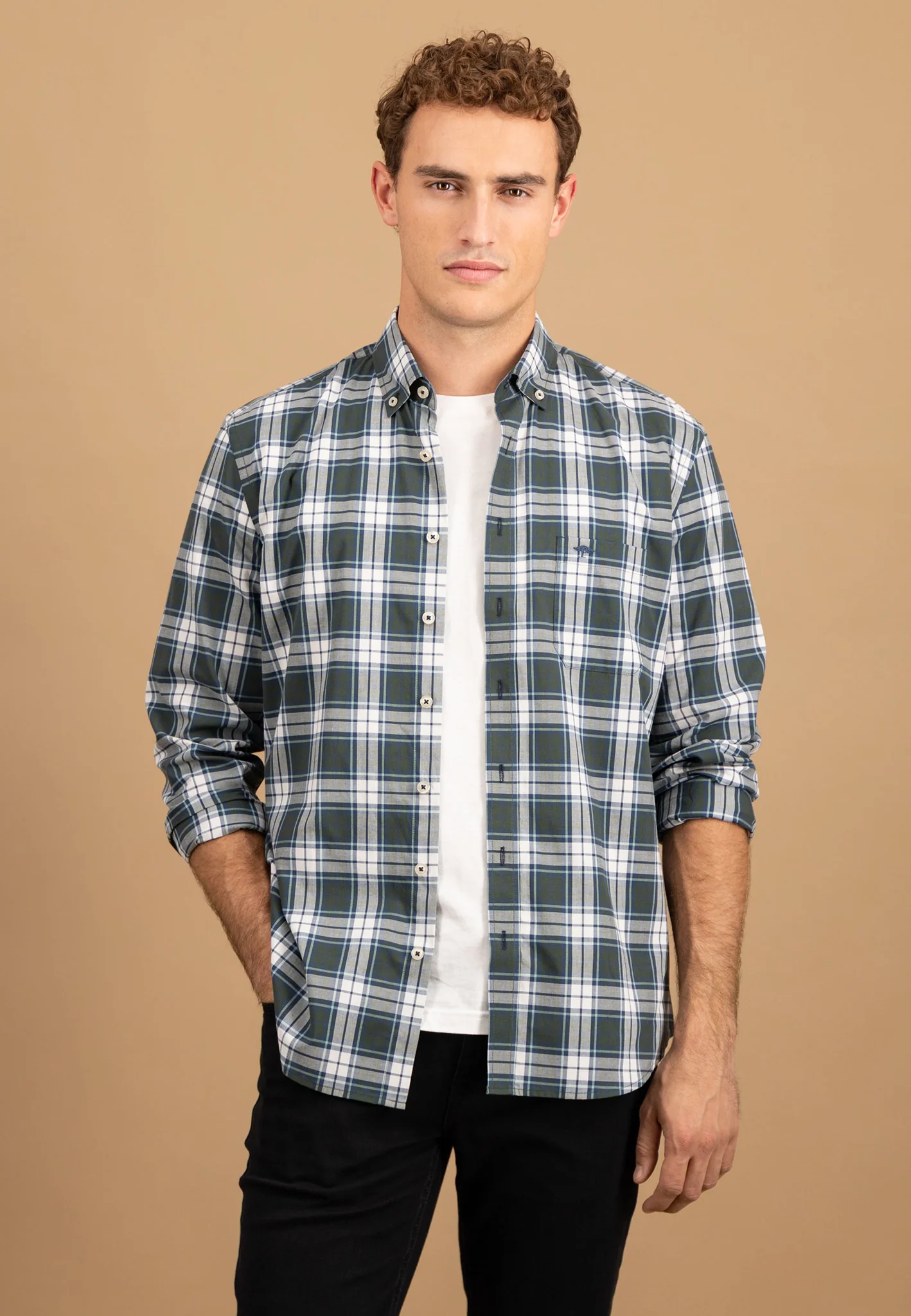 Hemd aus Baumwolle mit klassischem Karomuster und Button-Down-Kragen