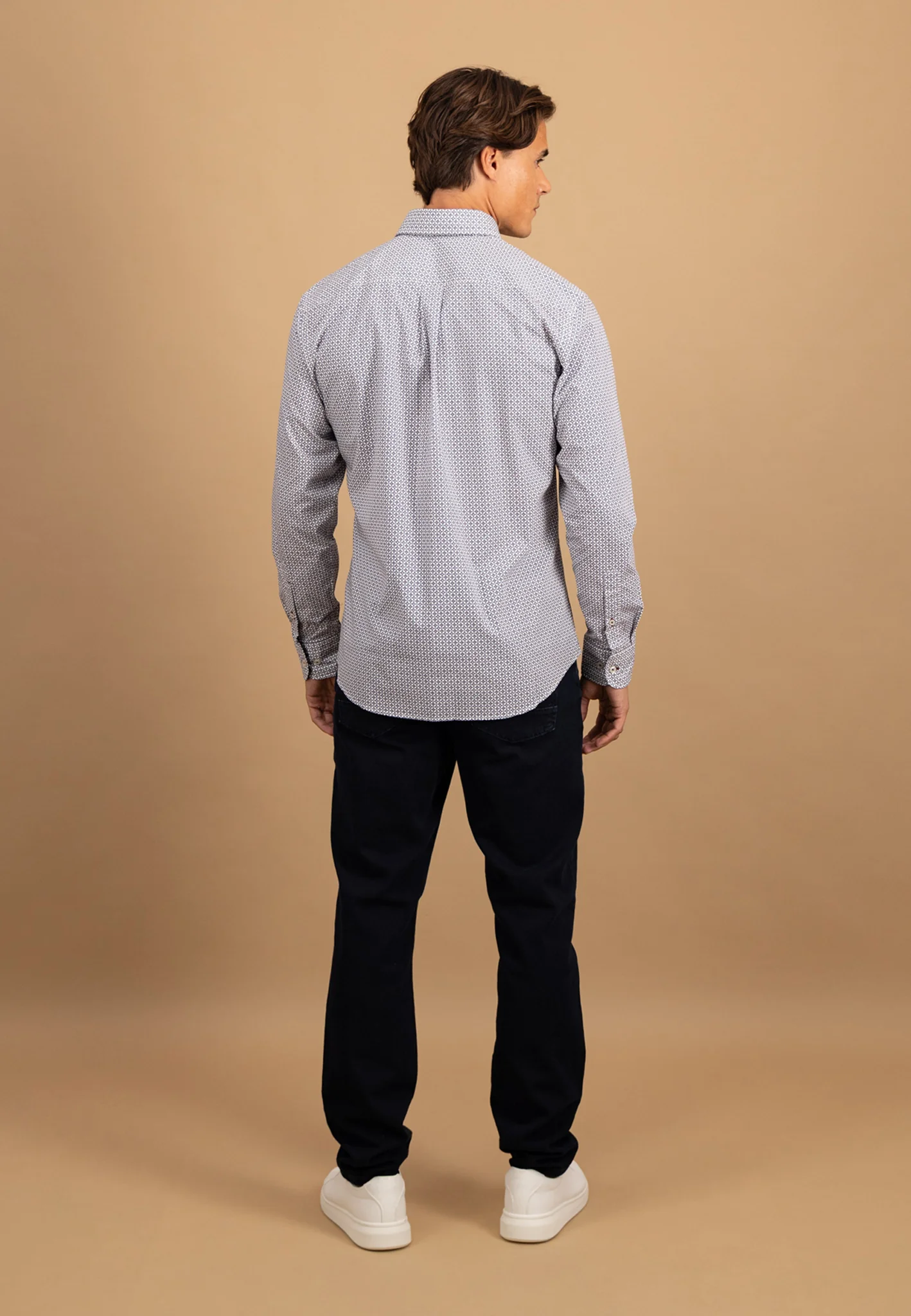 Hemd aus Baumwolle mit Minimalprint und Button-Down-Kragen - Image 3