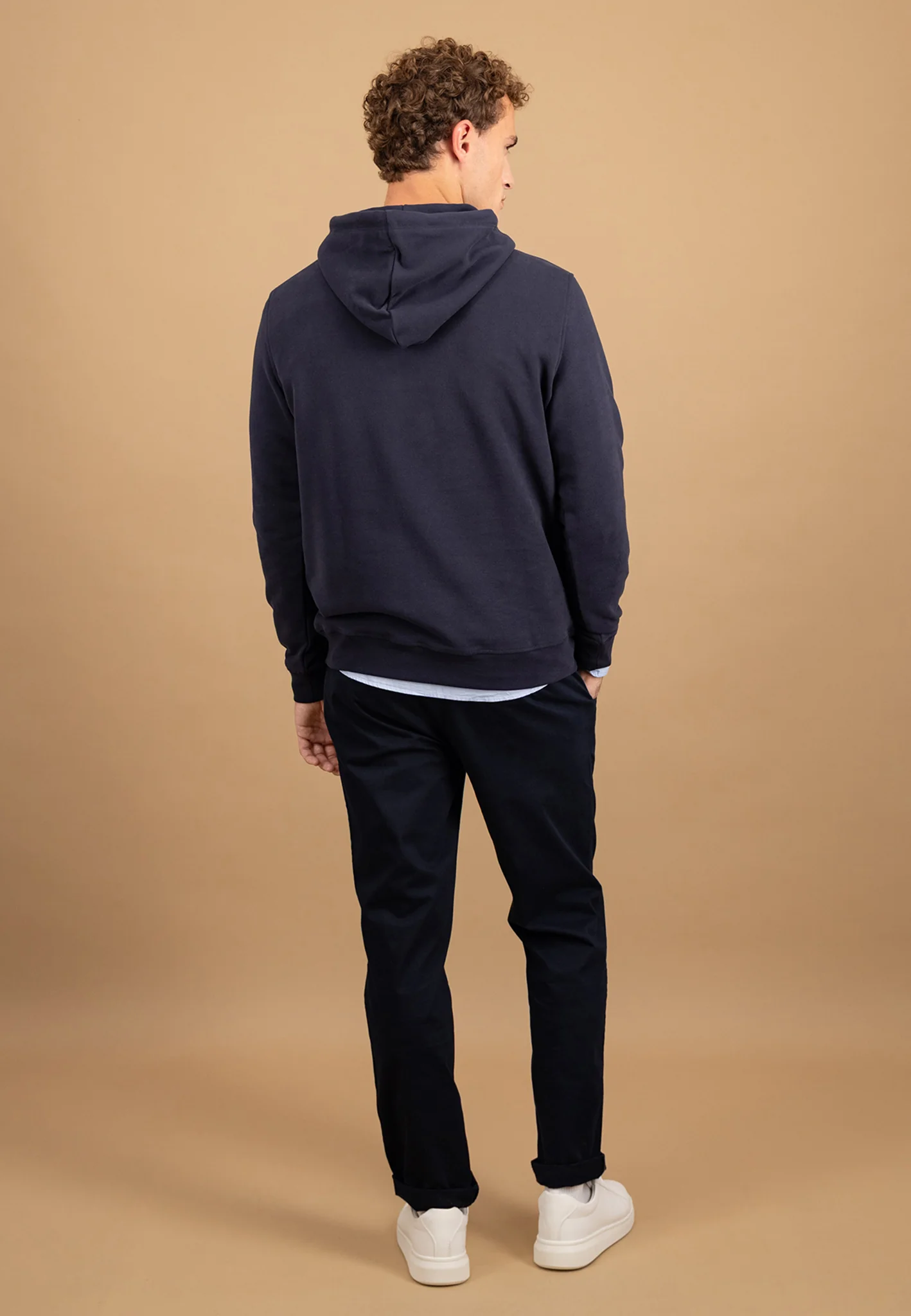 Hoodie aus Baumwolle mit Logo-Stickerei und Kängurutasche - Image 3