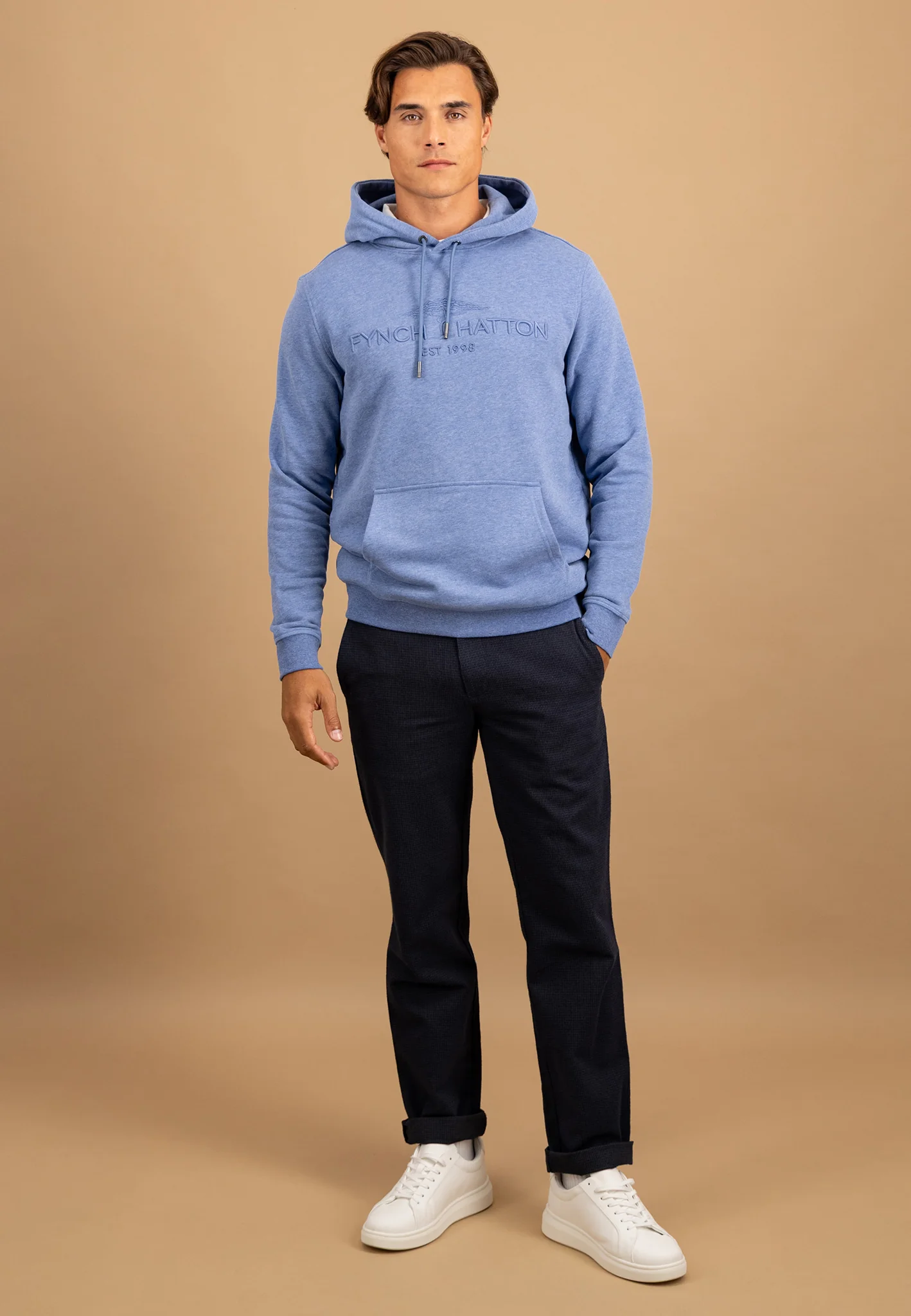 Hoodie aus Baumwolle mit Logo-Stickerei und Kängurutasche - Image 8