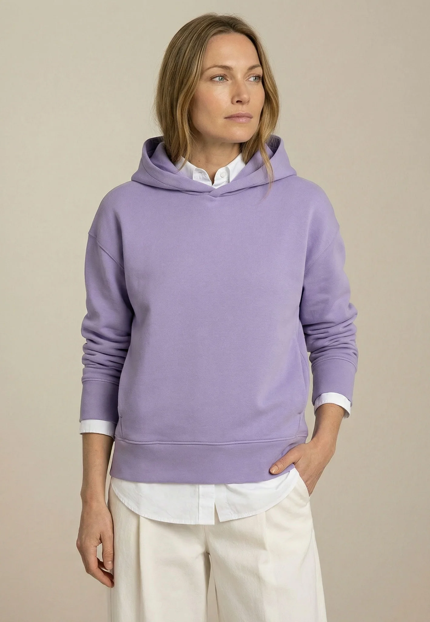 Hoodie aus Viskosemix mit Kapuze und überschnittenen Schultern - Image 6