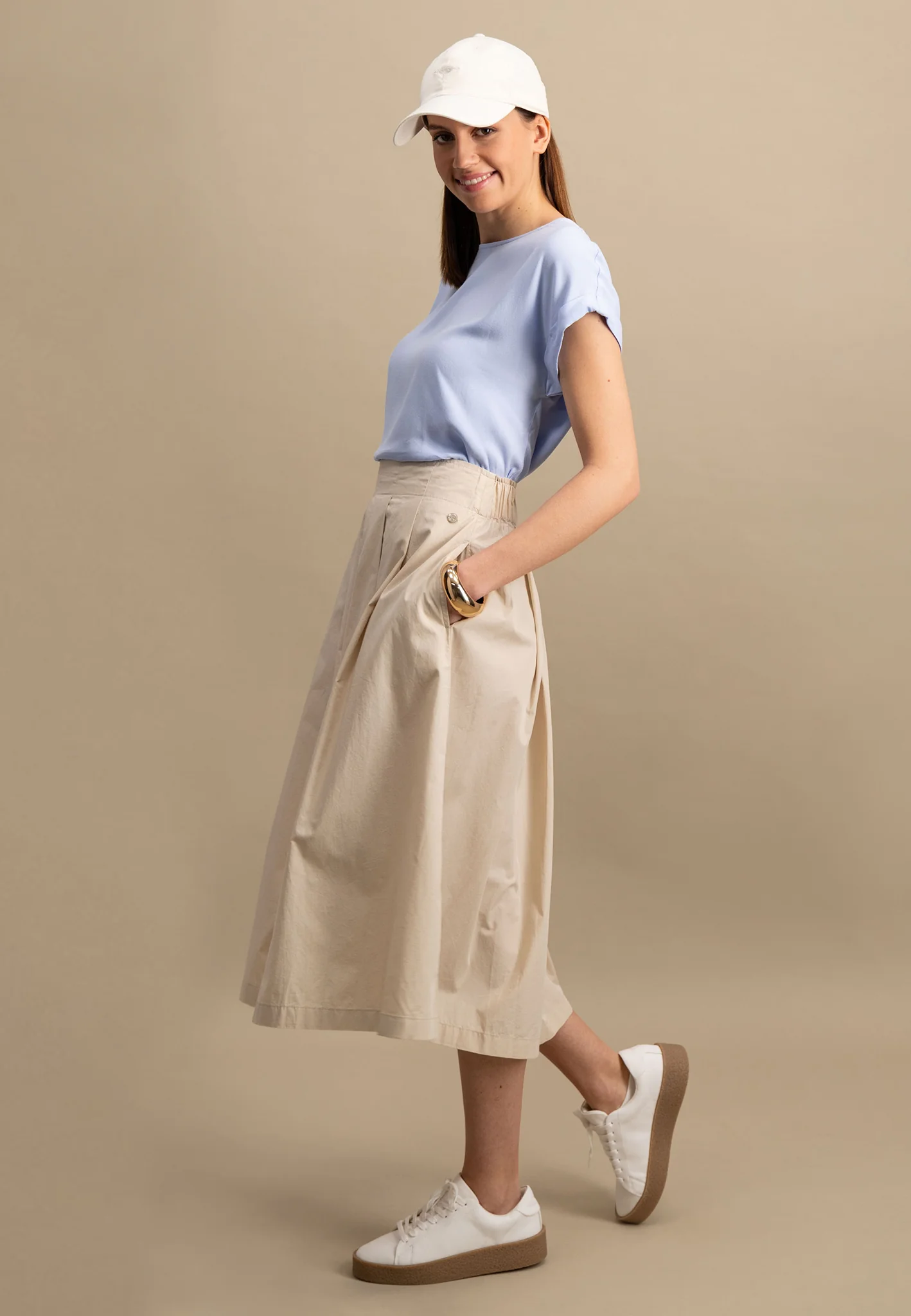 Bluse aus Viskose mit Rundhalsausschnitt - Image 4