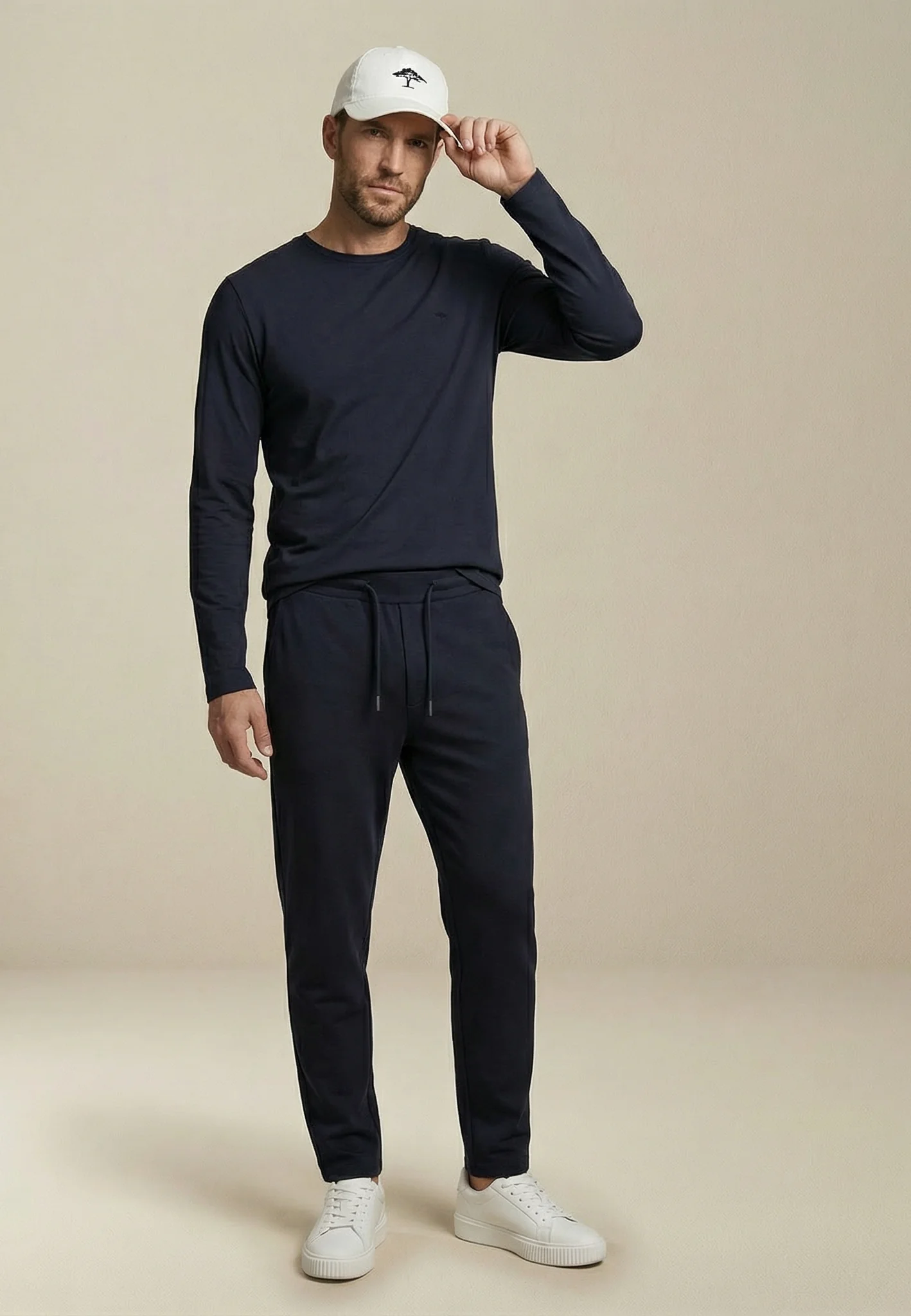 Langarmshirt aus Baumwolle mit Rundhalsausschnitt und Logostickerei - Image 7