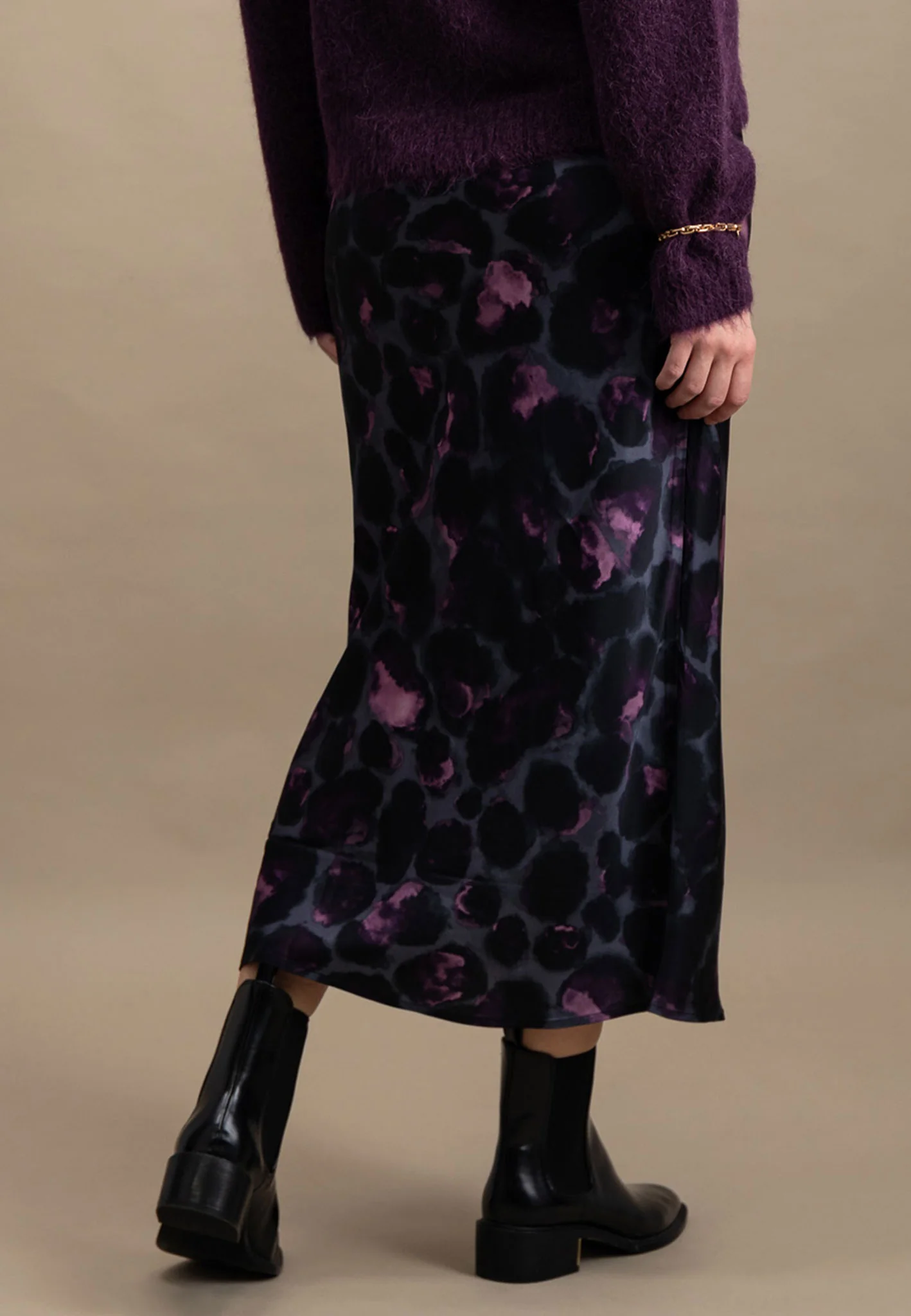 Midirock in Satin-Optik aus Viskose mit Leoparden-Print - Image 4