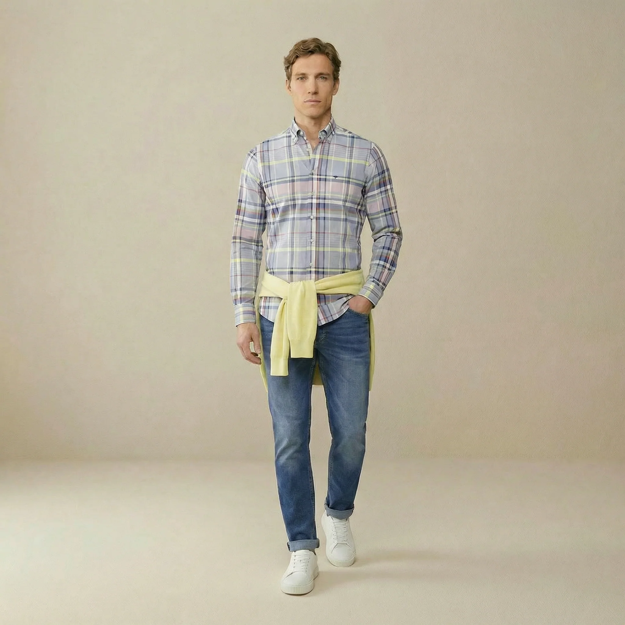 Oxfordhemd mit Button-Down-Kragen und langen Ärmeln - Image 3