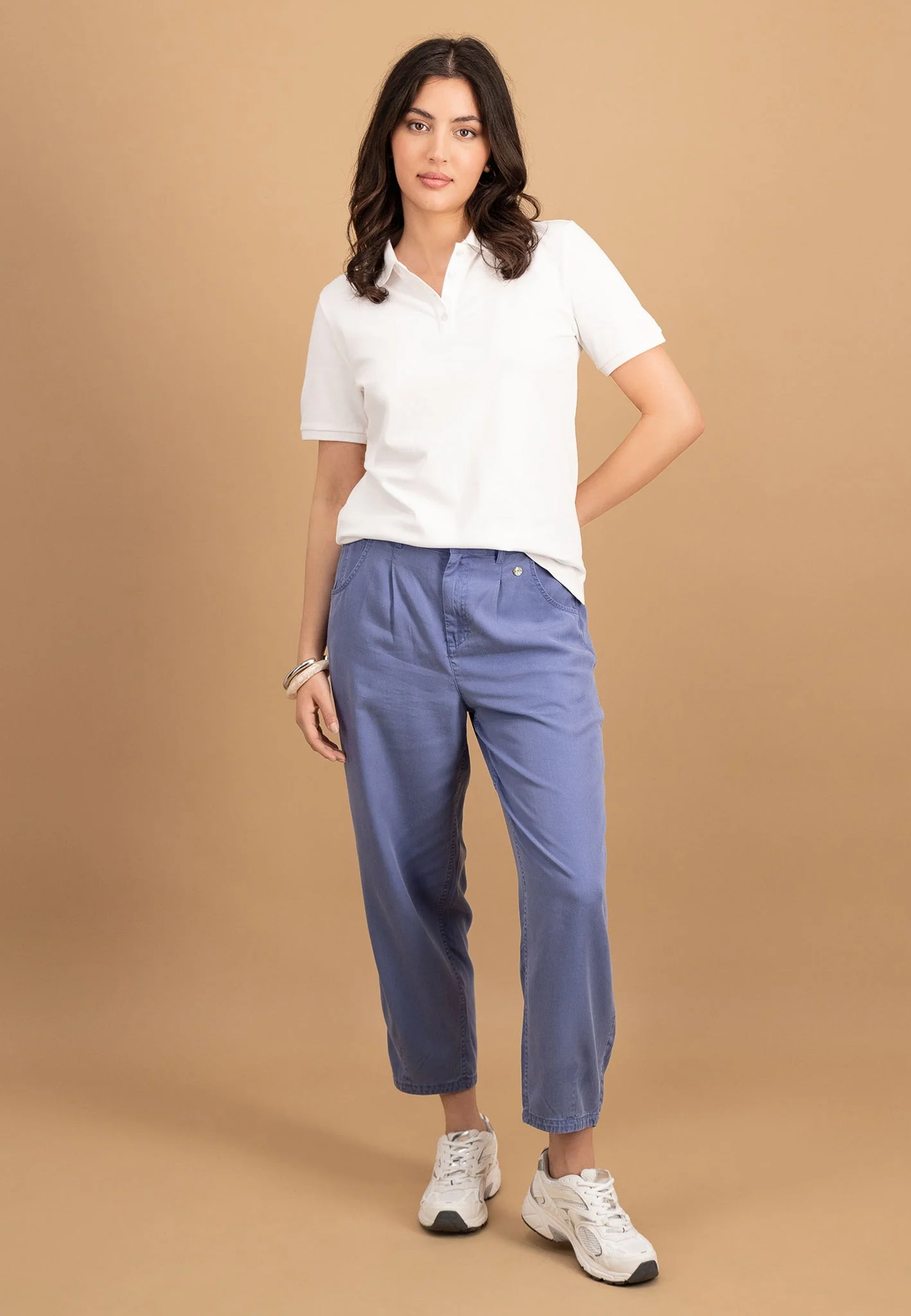 Poloshirt aus Baumwoll-Stretch mit Knopfleiste und klassischem Kragen - Image 27