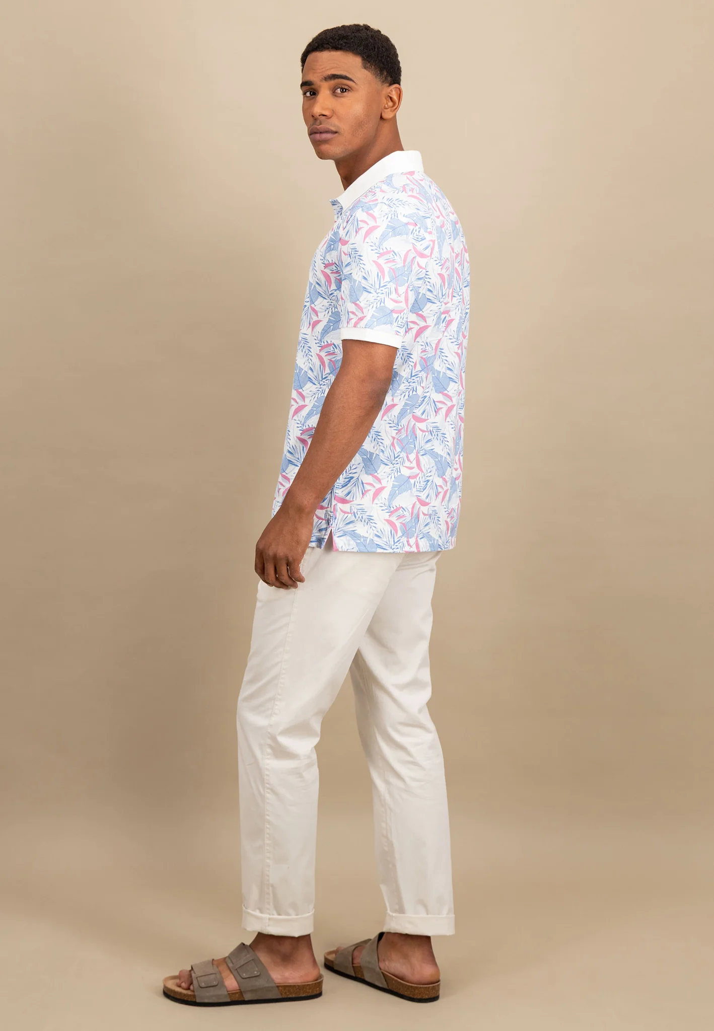 Poloshirt aus Baumwolle mit botanischem Allover-Print - Image 3