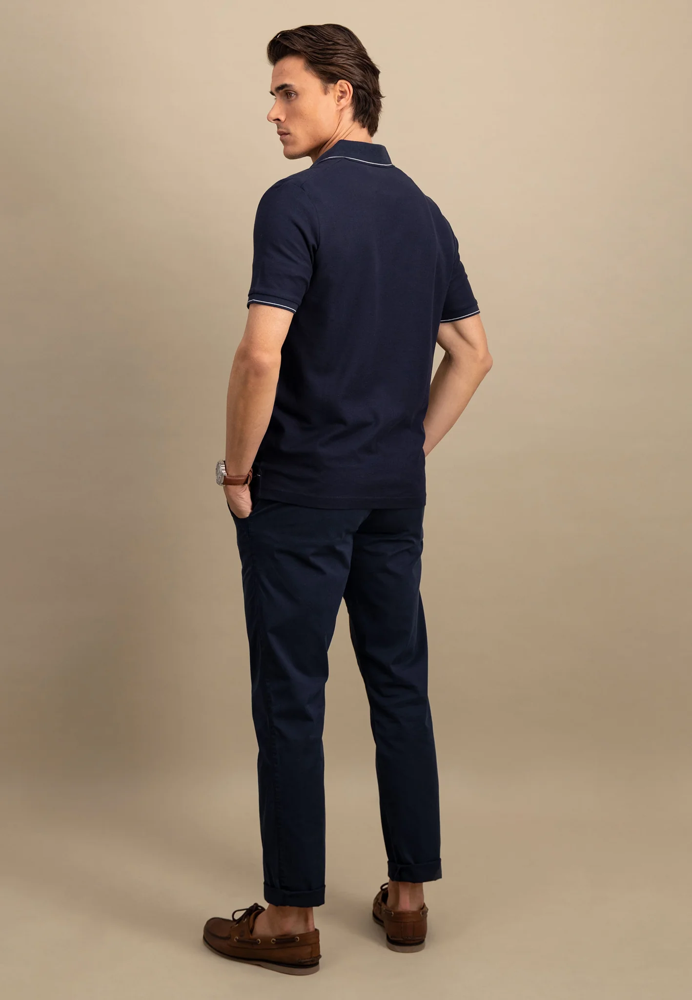 Poloshirt aus Baumwolle mit dezentem Kragendetail - Image 39