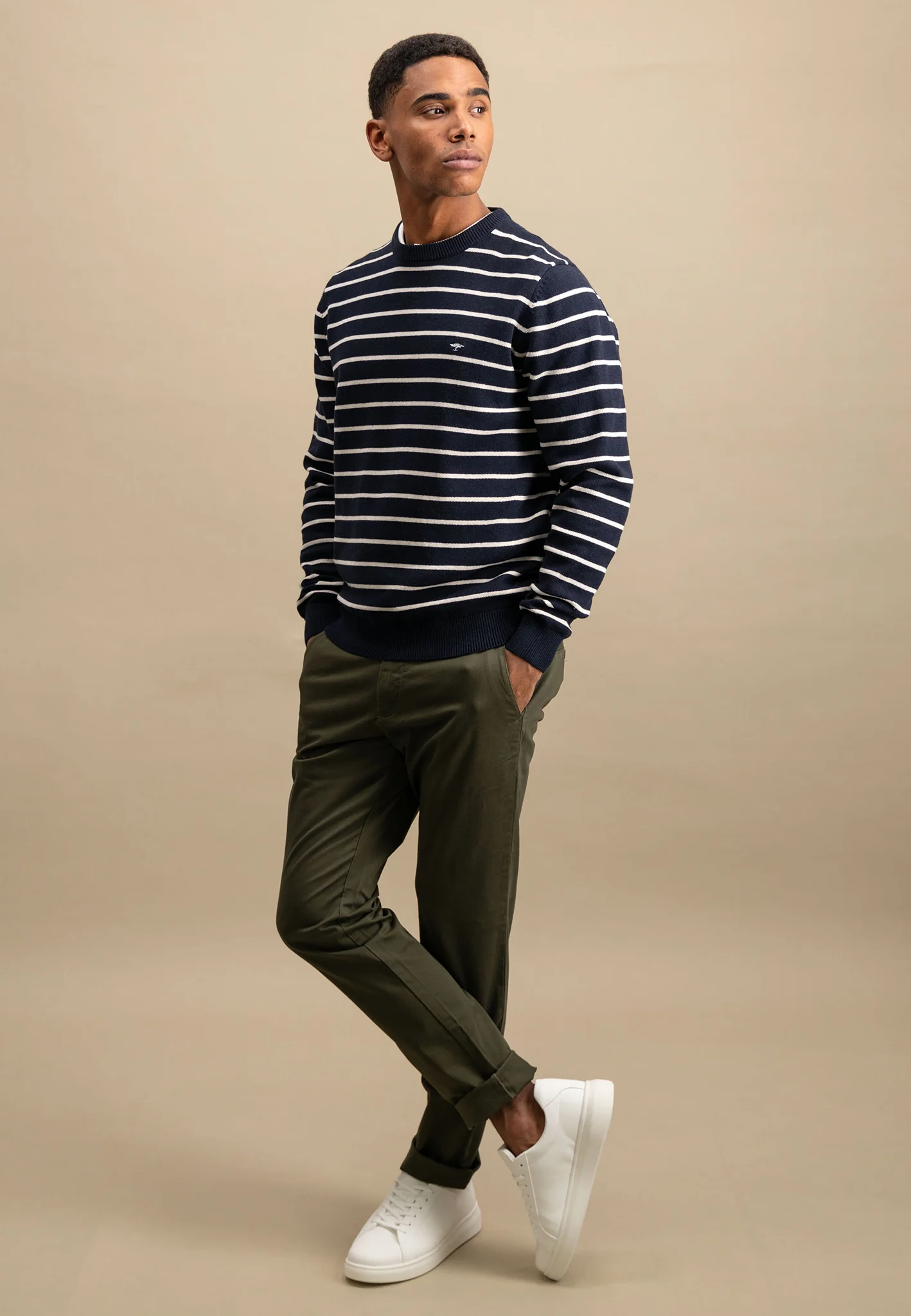 Pullover aus Baumwolle mit feinen Streifen - Image 10