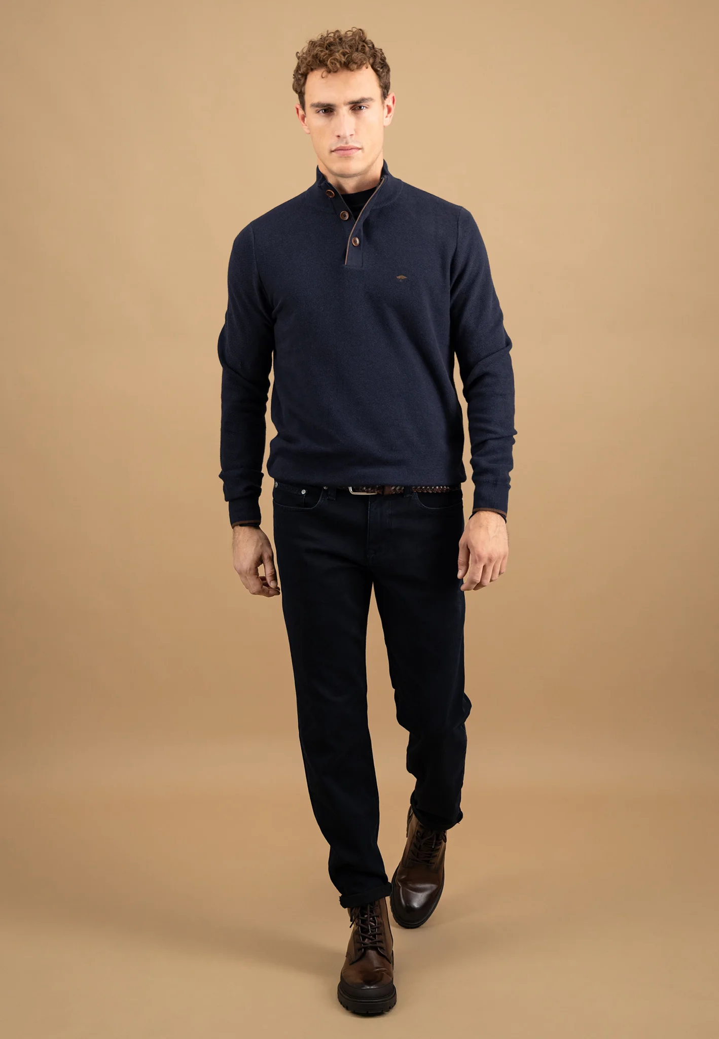 Pullover aus Baumwolle mit Knopfleiste und Stehkragen - Image 4