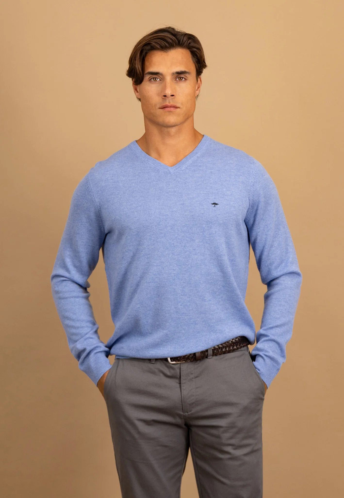 Pullover aus Merino-Kaschmir mit V-Ausschnitt - Image 21