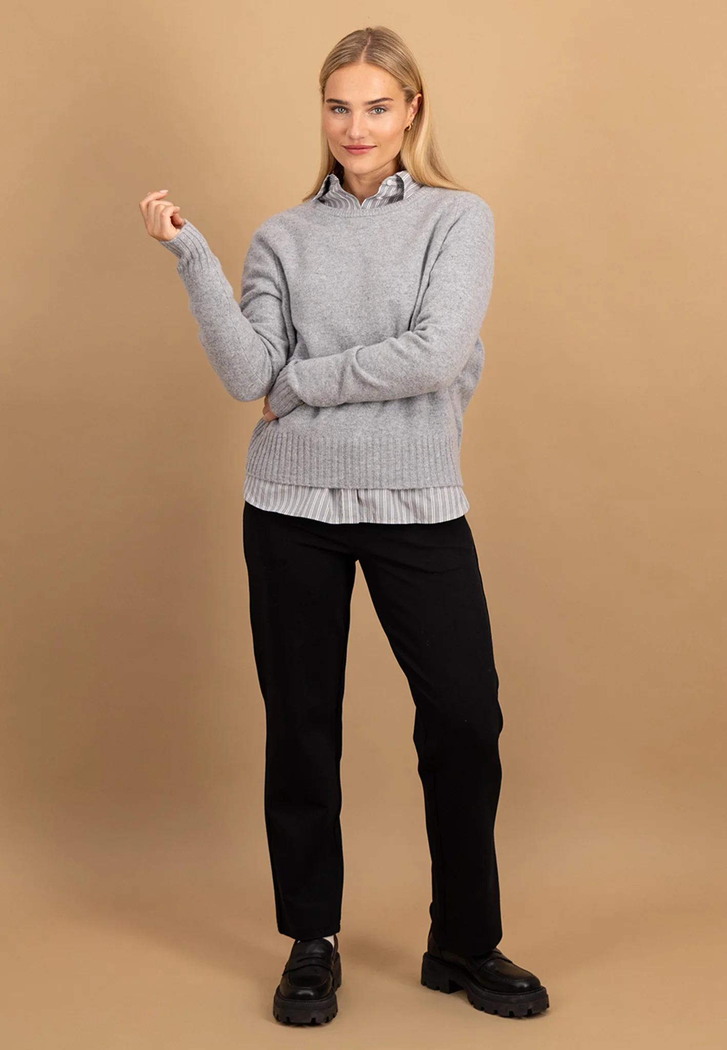 Pullover aus Merinowolle mit Rundhalsausschnitt - Image 10