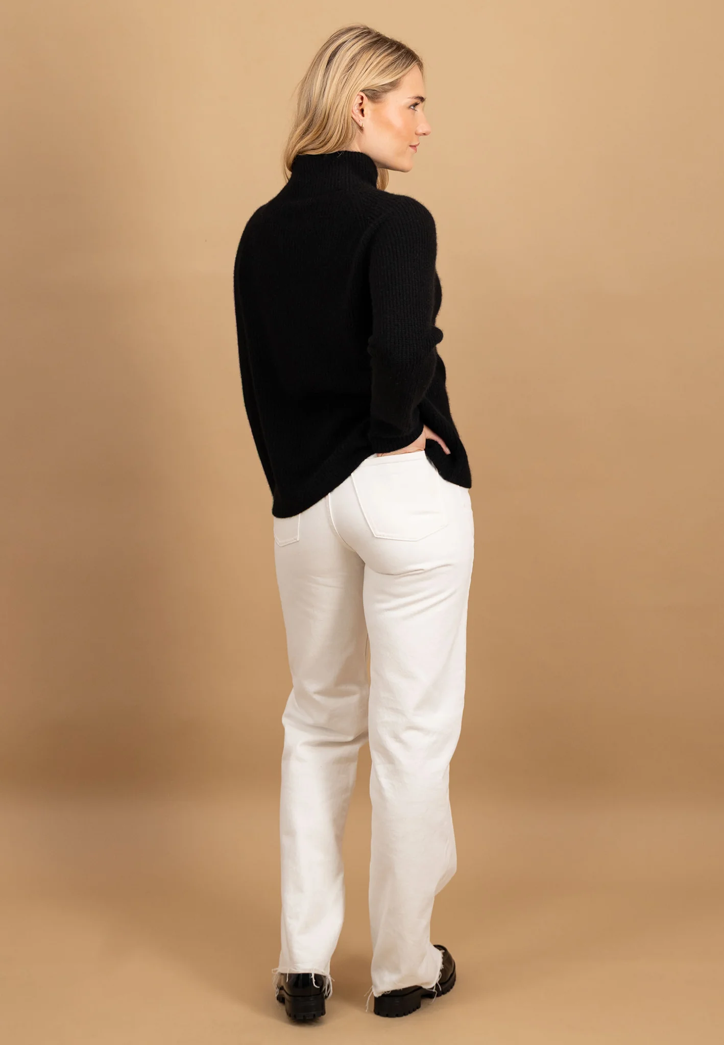 Pullover aus reinem Kaschmir mit Stehkragen - Image 9