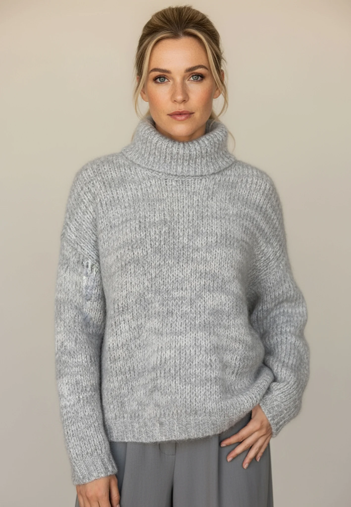 Rollkragenpullover aus Alpaka-Wollmix mit Grobstrickstruktur