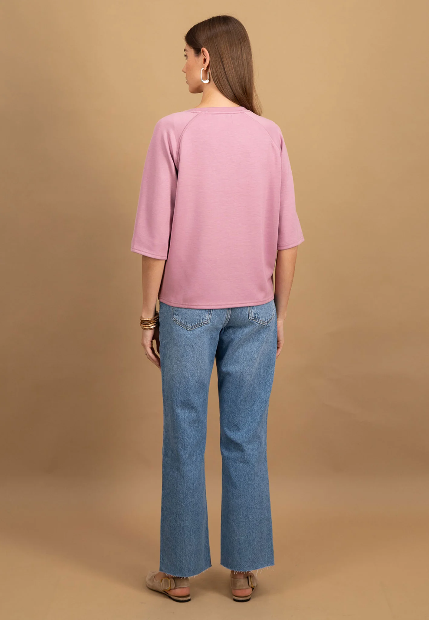 Shirt aus Viskose-Mix mit halblangen Ärmeln und legerem Schnitt - Image 21