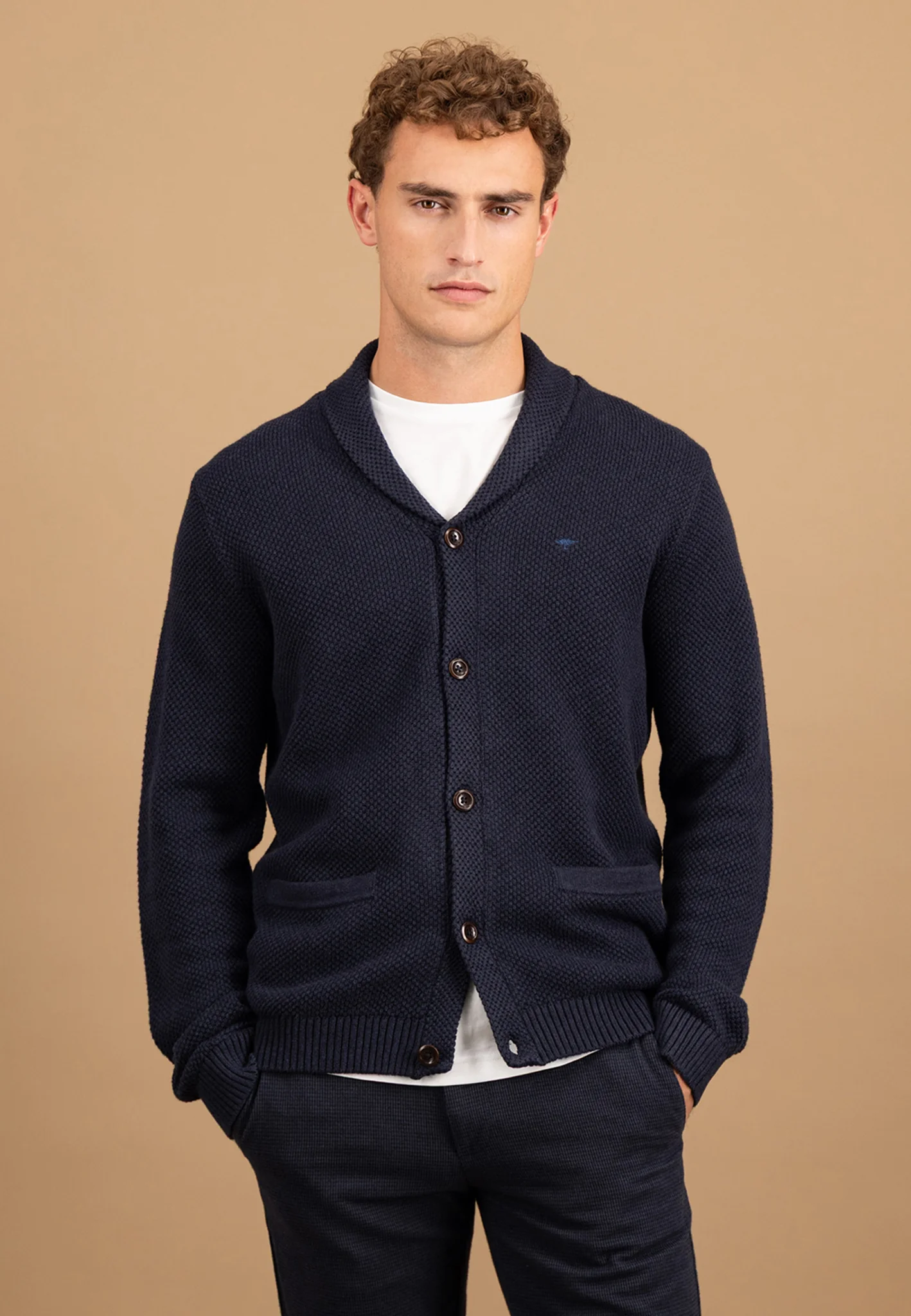 Strick-Cardigan aus Baumwoll-Wollmix mit aufgesetzten Taschen