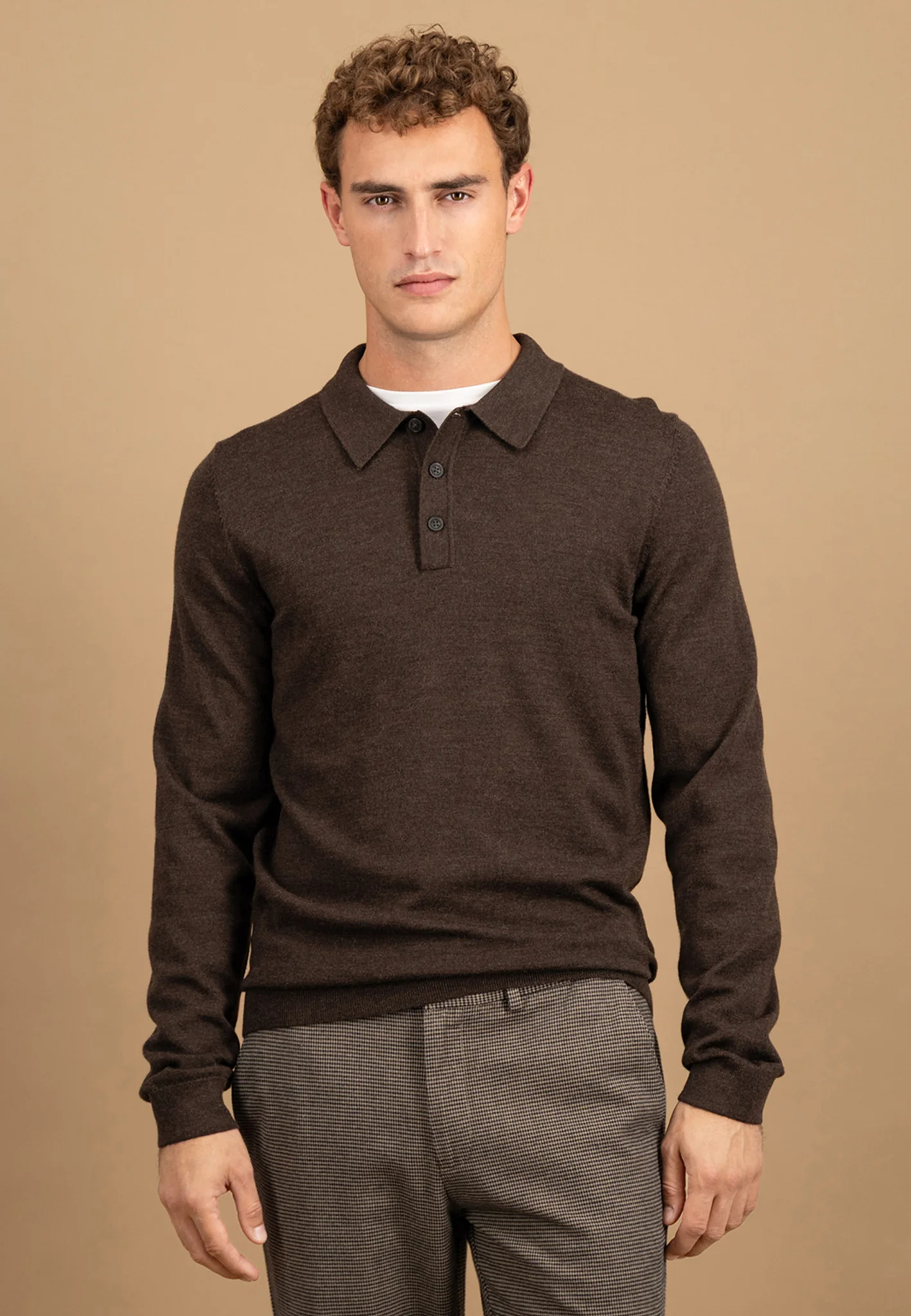 Strick-Poloshirt aus reiner Wolle mit Knöpfen