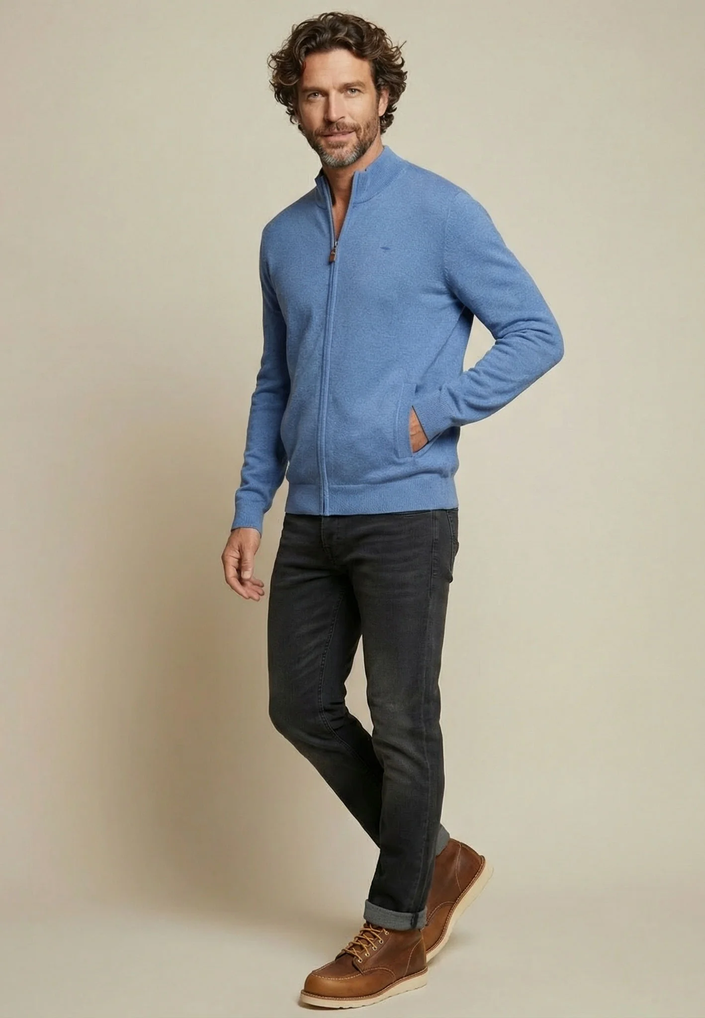 Strickjacke aus Baumwoll-Kaschmir-Mix mit Stehkragen - Image 4