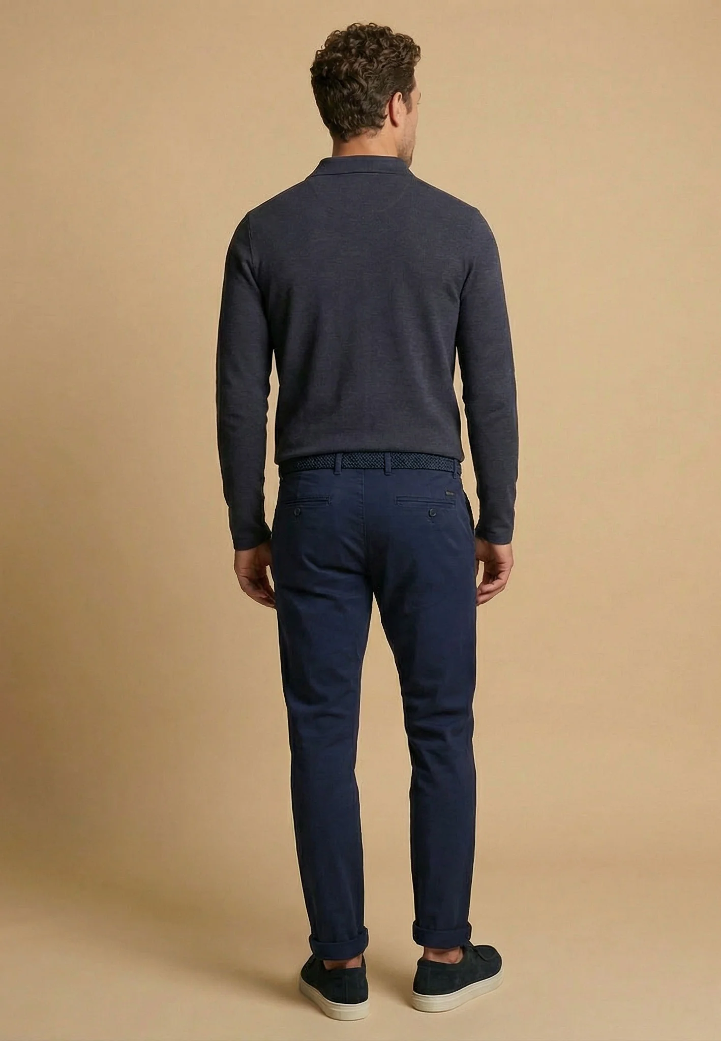 Strickjacke aus Baumwolle mit Kentkragen und Knopfleiste - Image 9