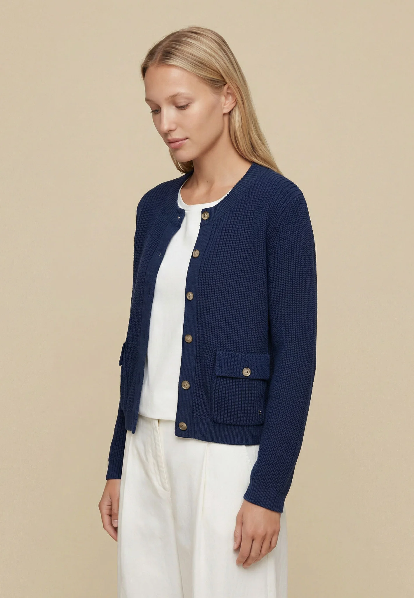 Strickjacke aus Baumwolle mit Knopfleiste und Taschen - Image 6