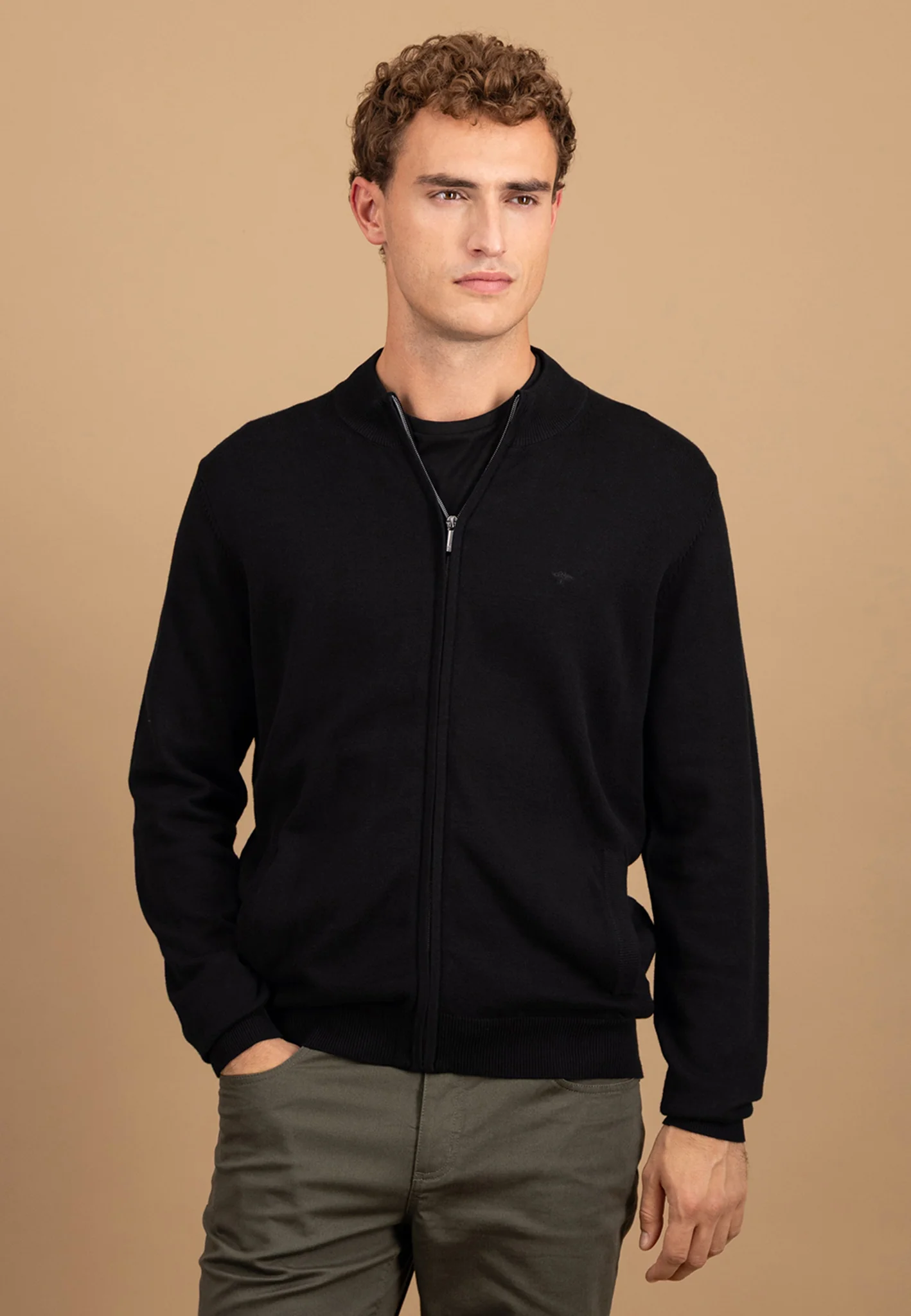 Strickjacke aus Baumwolle mit Reißverschluss und Stehkragen - Image 17