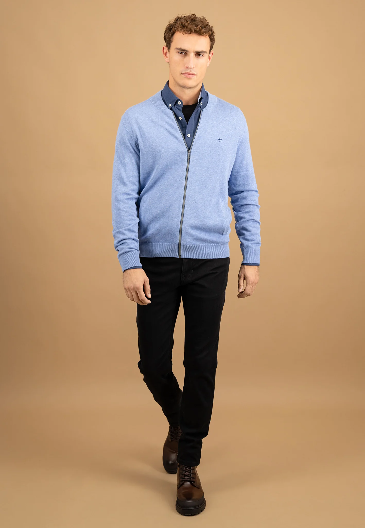 Strickjacke aus Baumwolle mit Reißverschluss und Stehkragen - Image 10