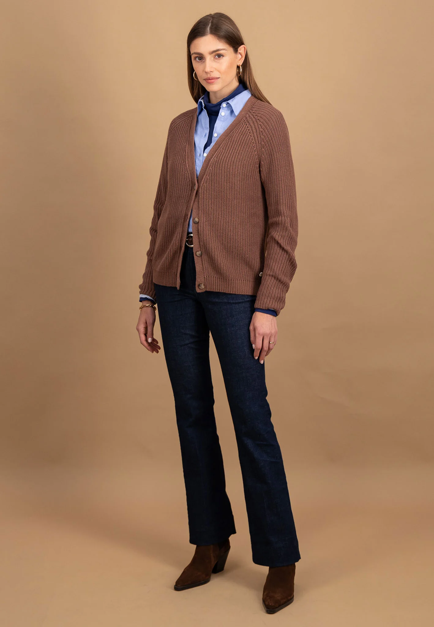 Strickjacke aus Baumwolle mit V-Ausschnitt und Knopfleiste - Image 10