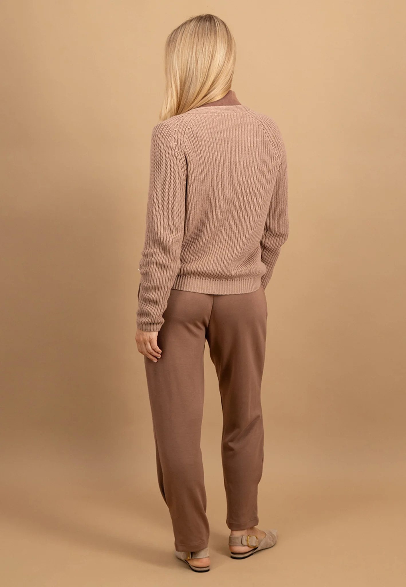 Strickjacke aus Baumwolle mit V-Ausschnitt und Knopfleiste - Image 3