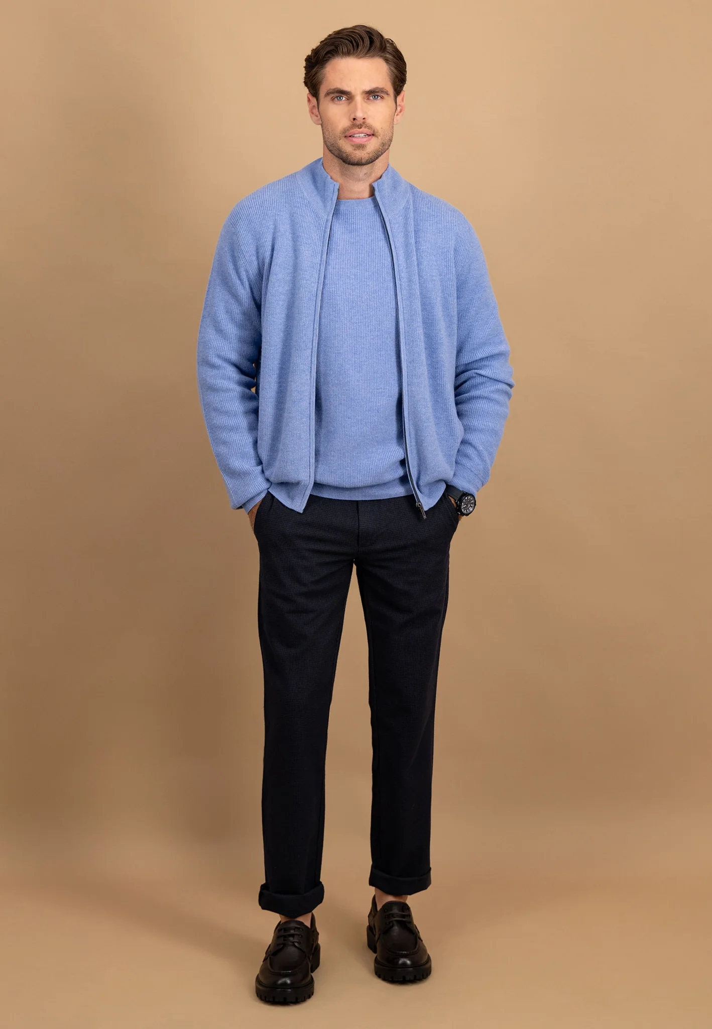 Strickjacke aus Merino-Kaschmir mit Reißverschluss - Image 10
