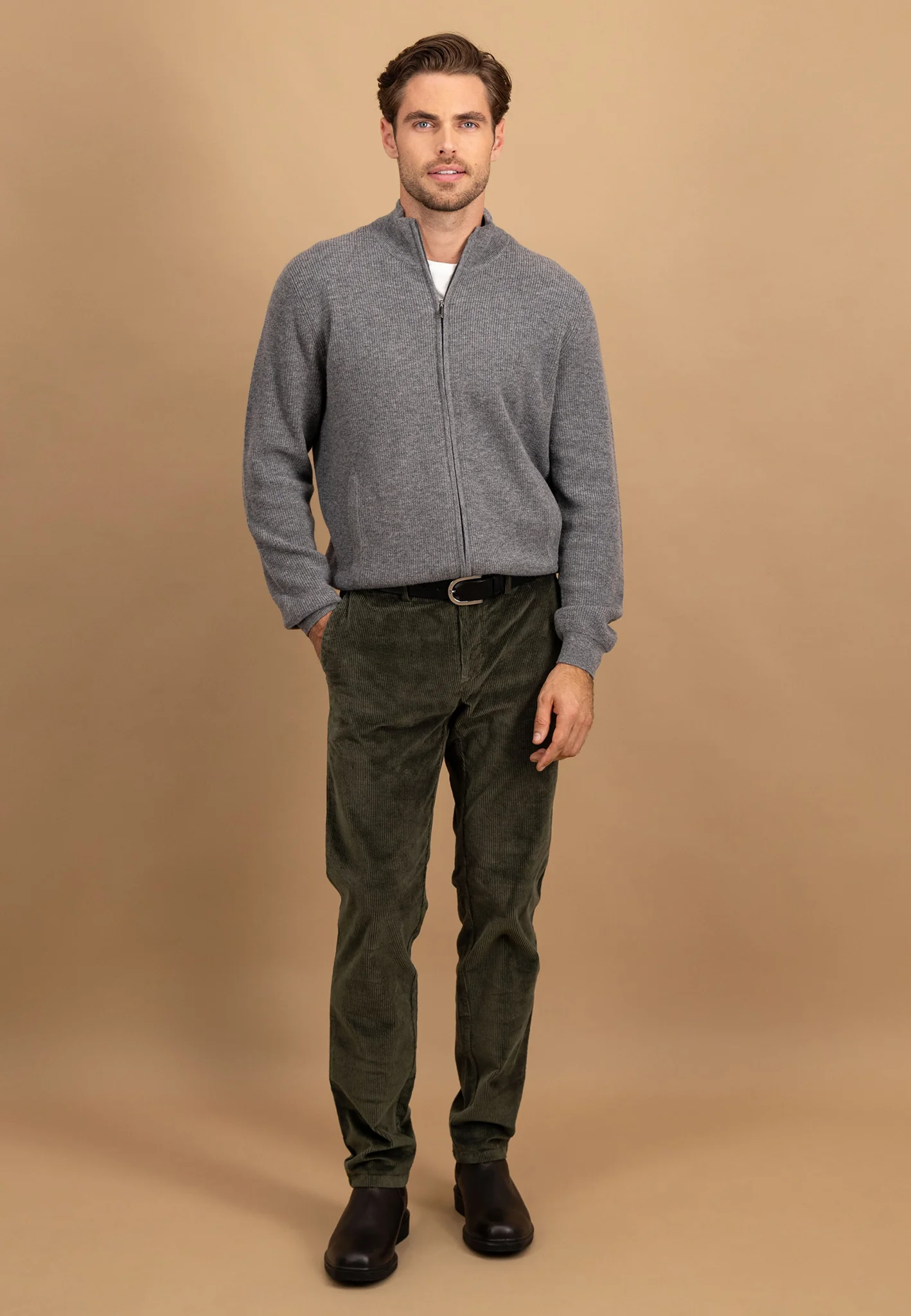 Strickjacke aus Merino-Kaschmir mit Reißverschluss - Image 4