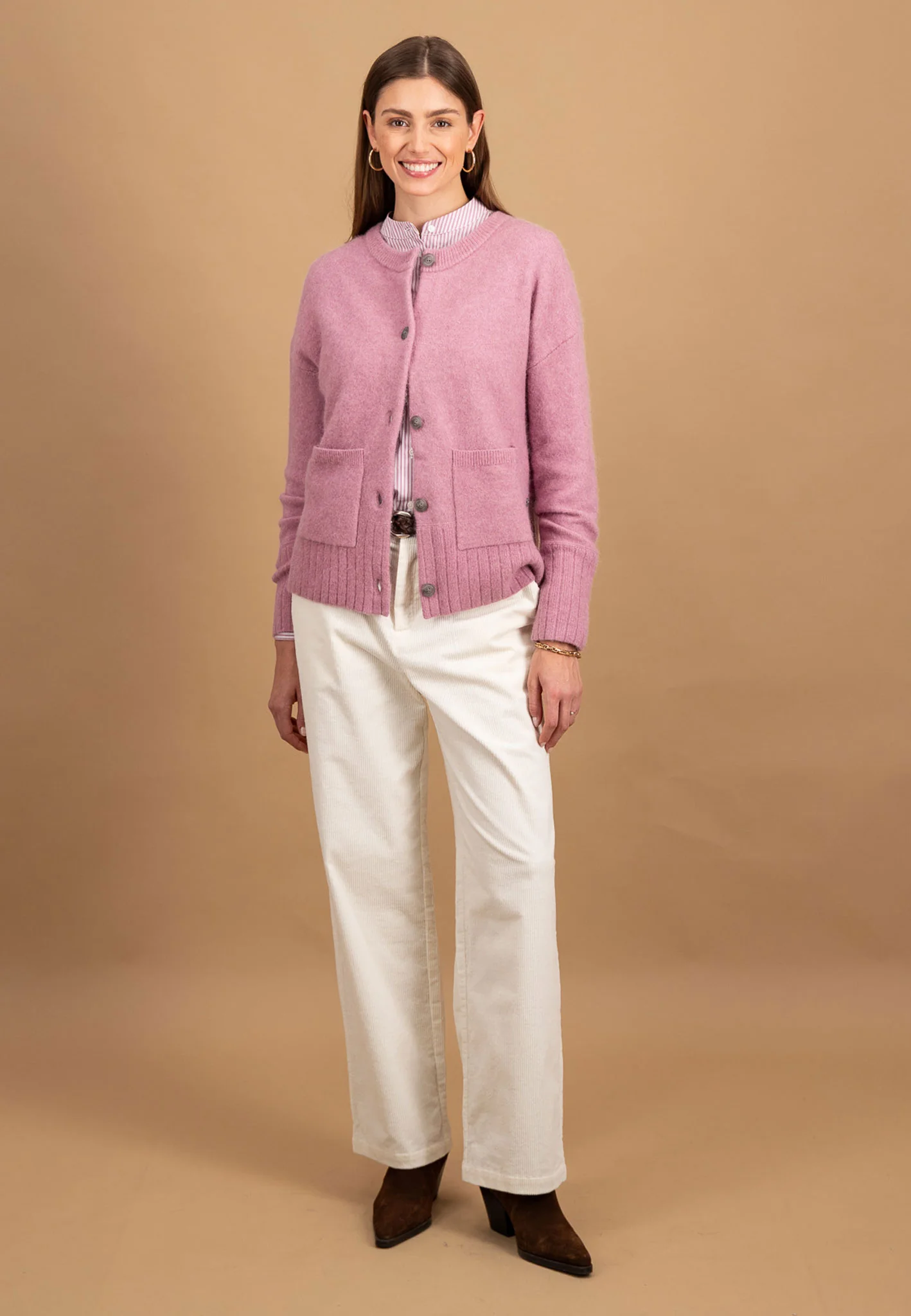 Strickjacke mit Alpaka-Wollmix und Rundhalsausschnitt - Image 14