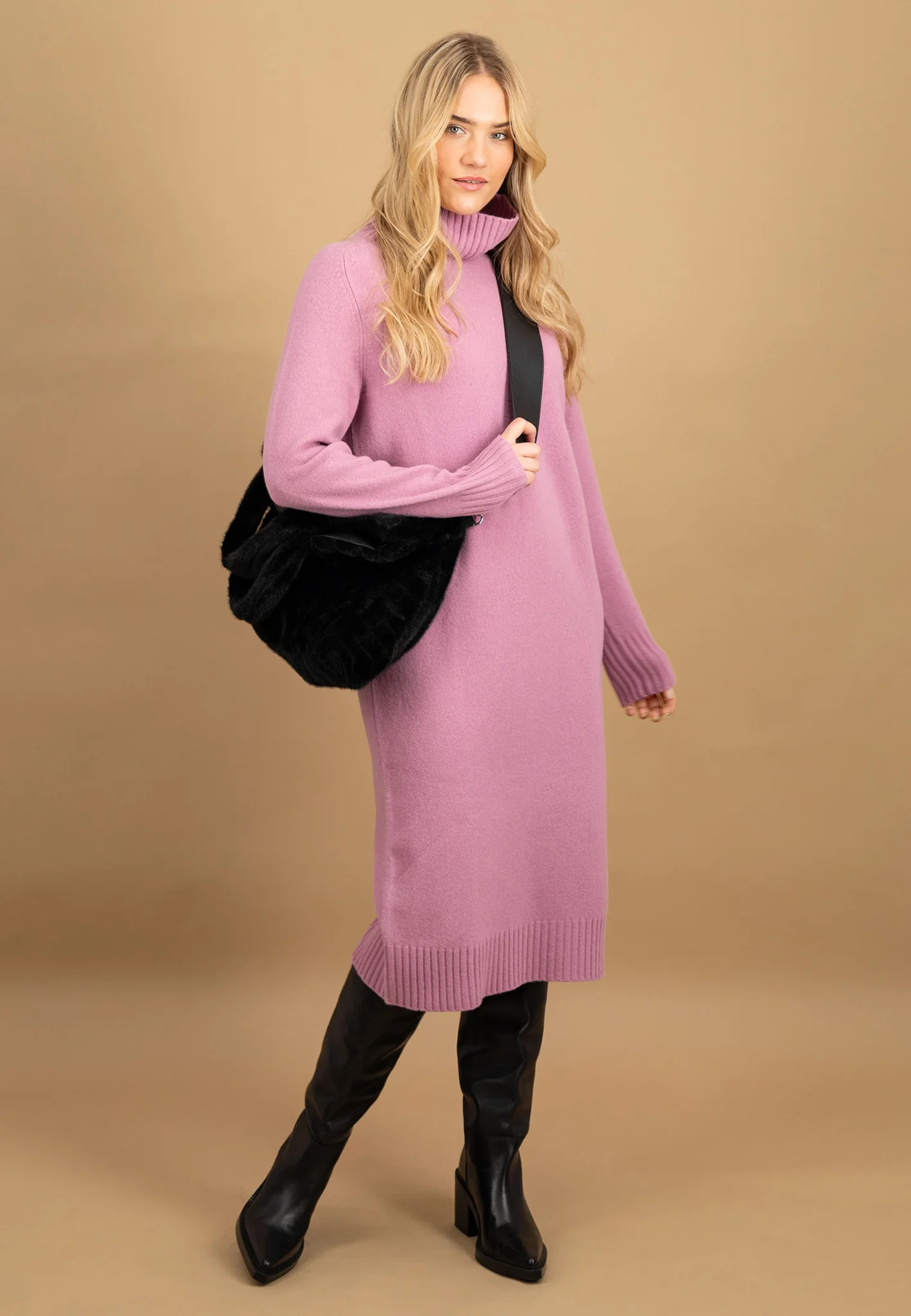 Strickkleid aus Merinowolle mit Rollkragen - Image 8