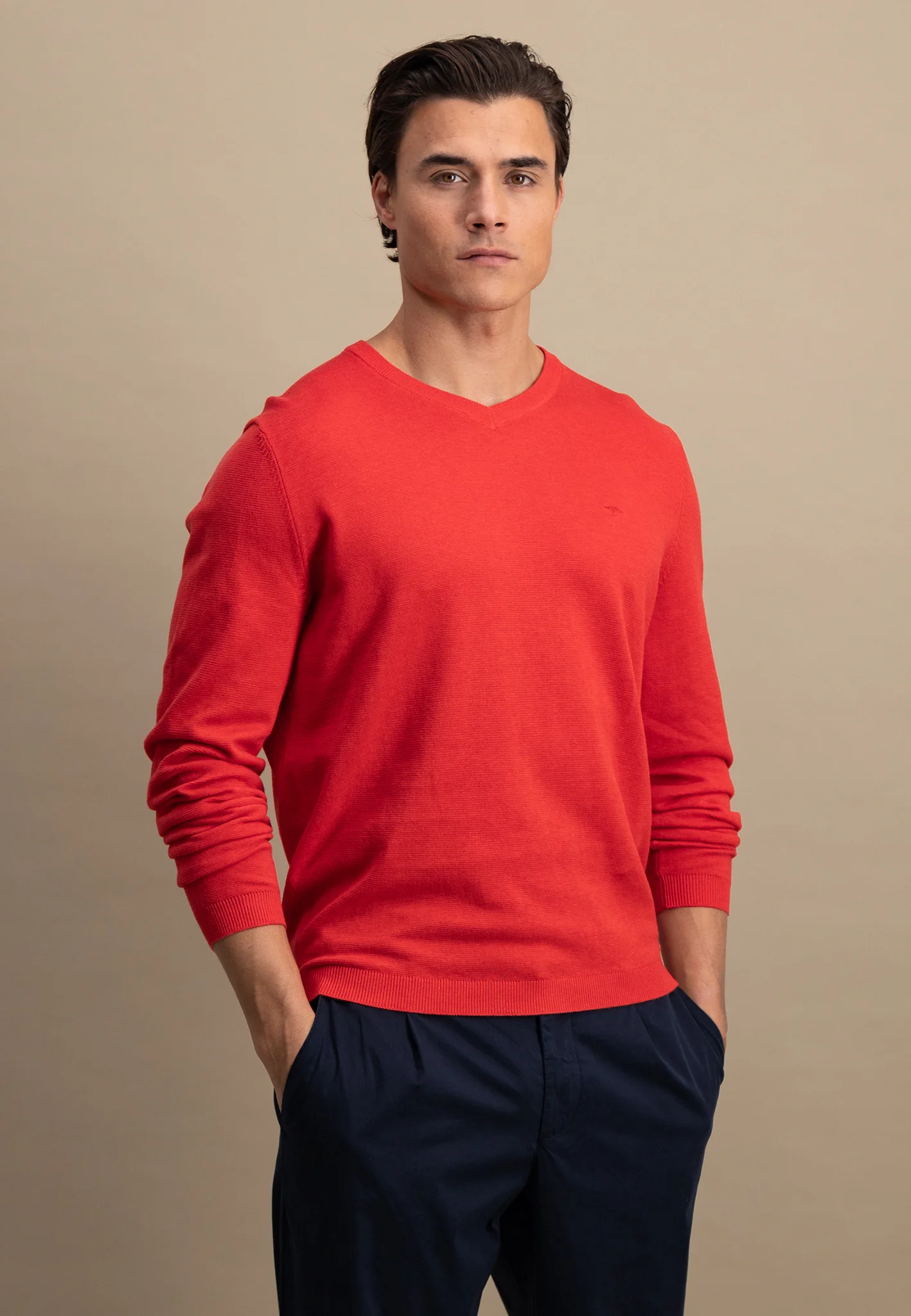 Strickpullover aus Baumwolle mit V-Ausschnitt - AIR COTTON - Image 13