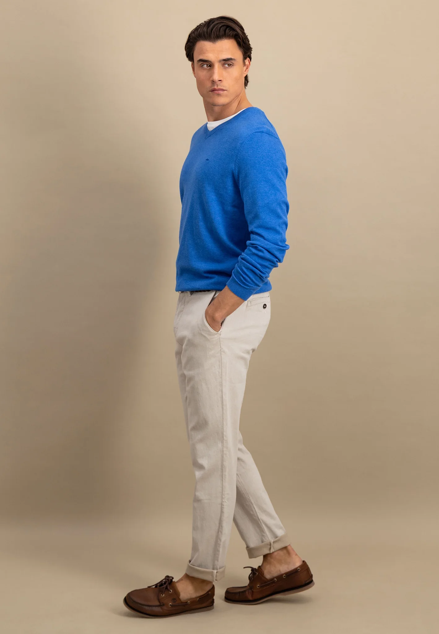 Strickpullover aus Baumwolle mit V-Ausschnitt - AIR COTTON - Image 26