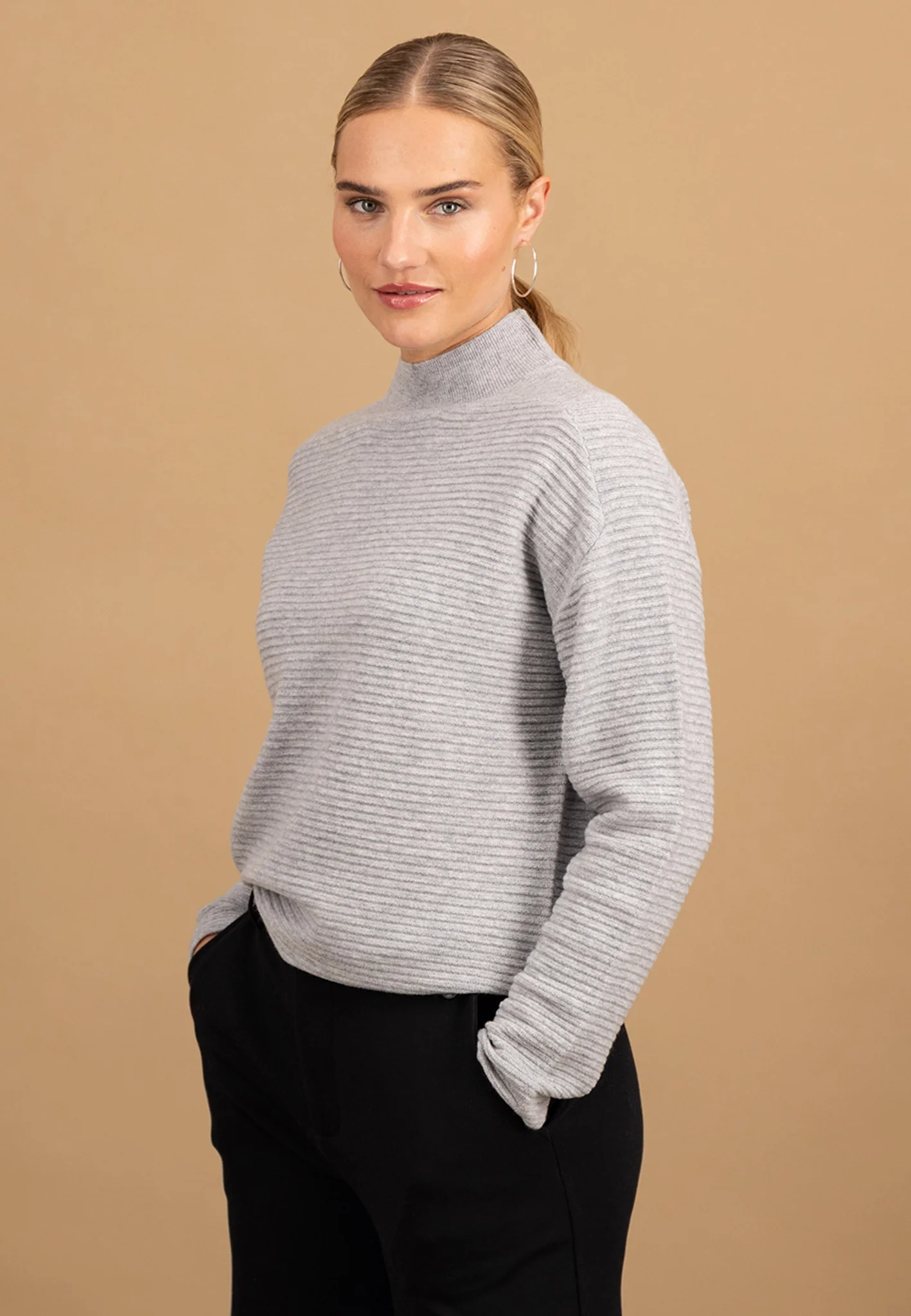 Strickpullover aus Woll-Kaschmir-Mix mit Strukturmuster