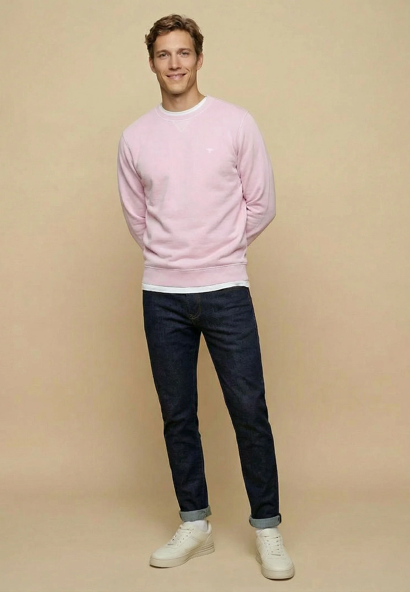 Sweatshirt aus reiner Baumwolle mit V-Einsatz am Kragen - Image 4
