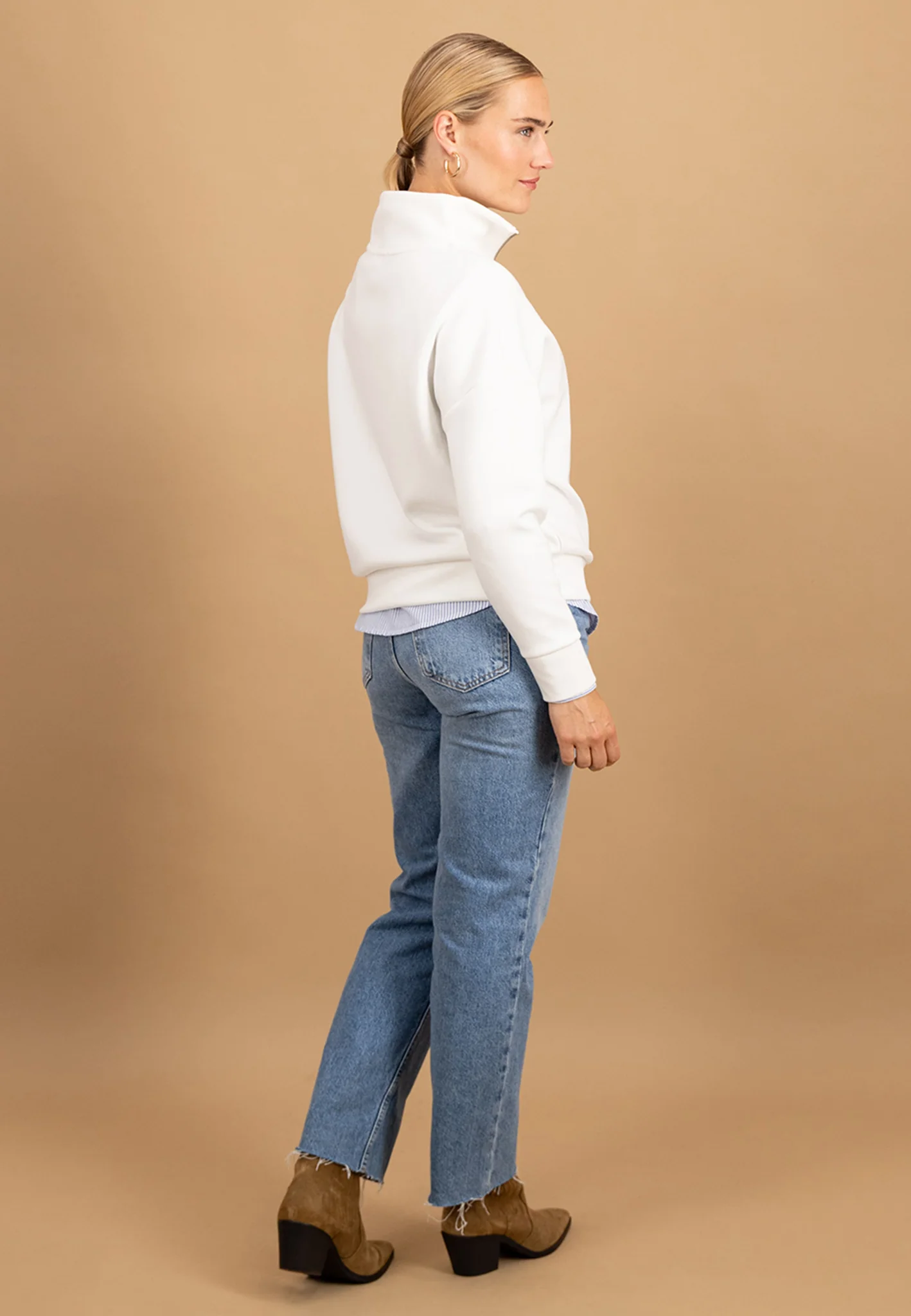 Sweatshirt aus Viskose-Mix mit Zipper und Stehkragen - Image 15