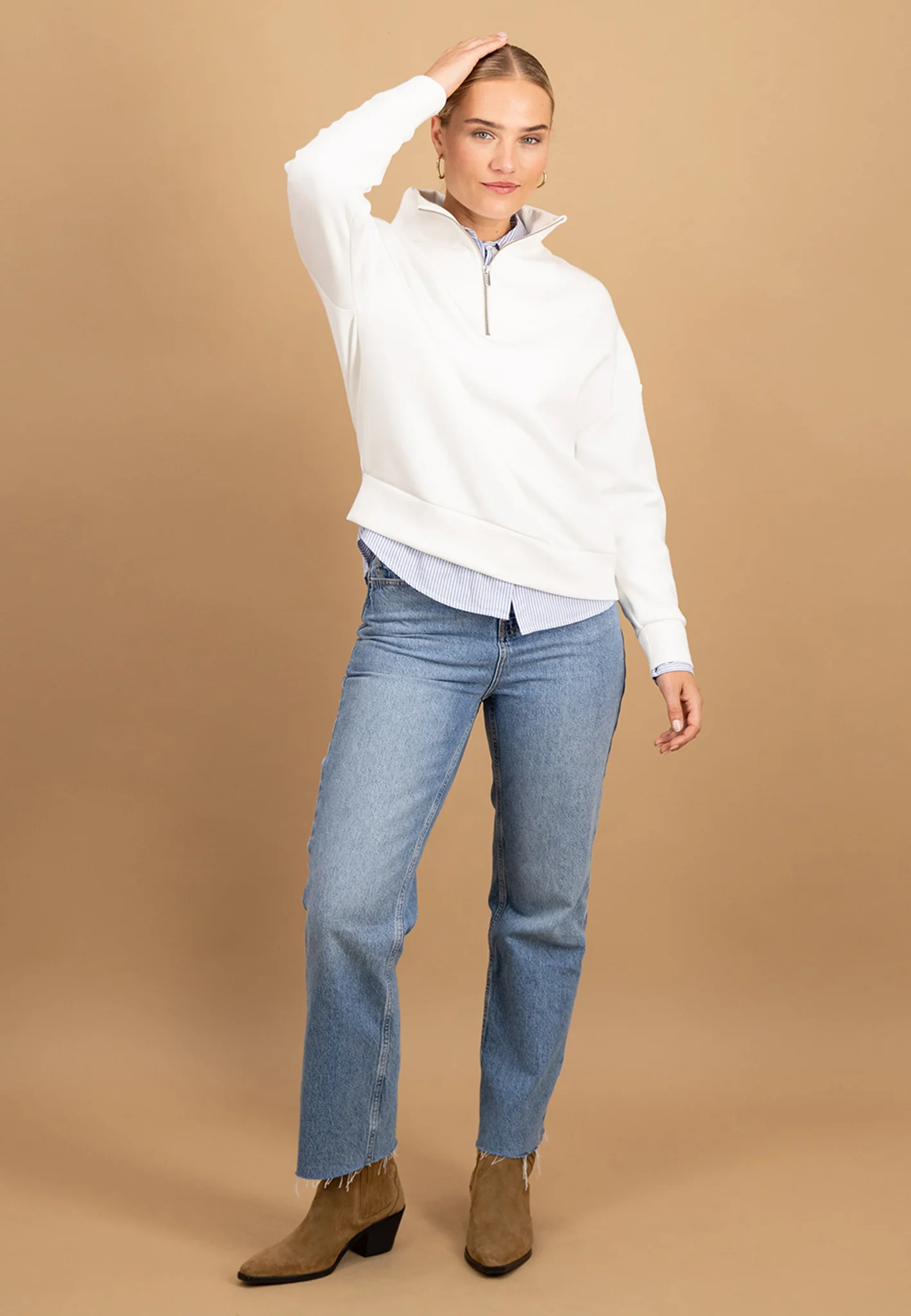 Sweatshirt aus Viskose-Mix mit Zipper und Stehkragen - Image 16