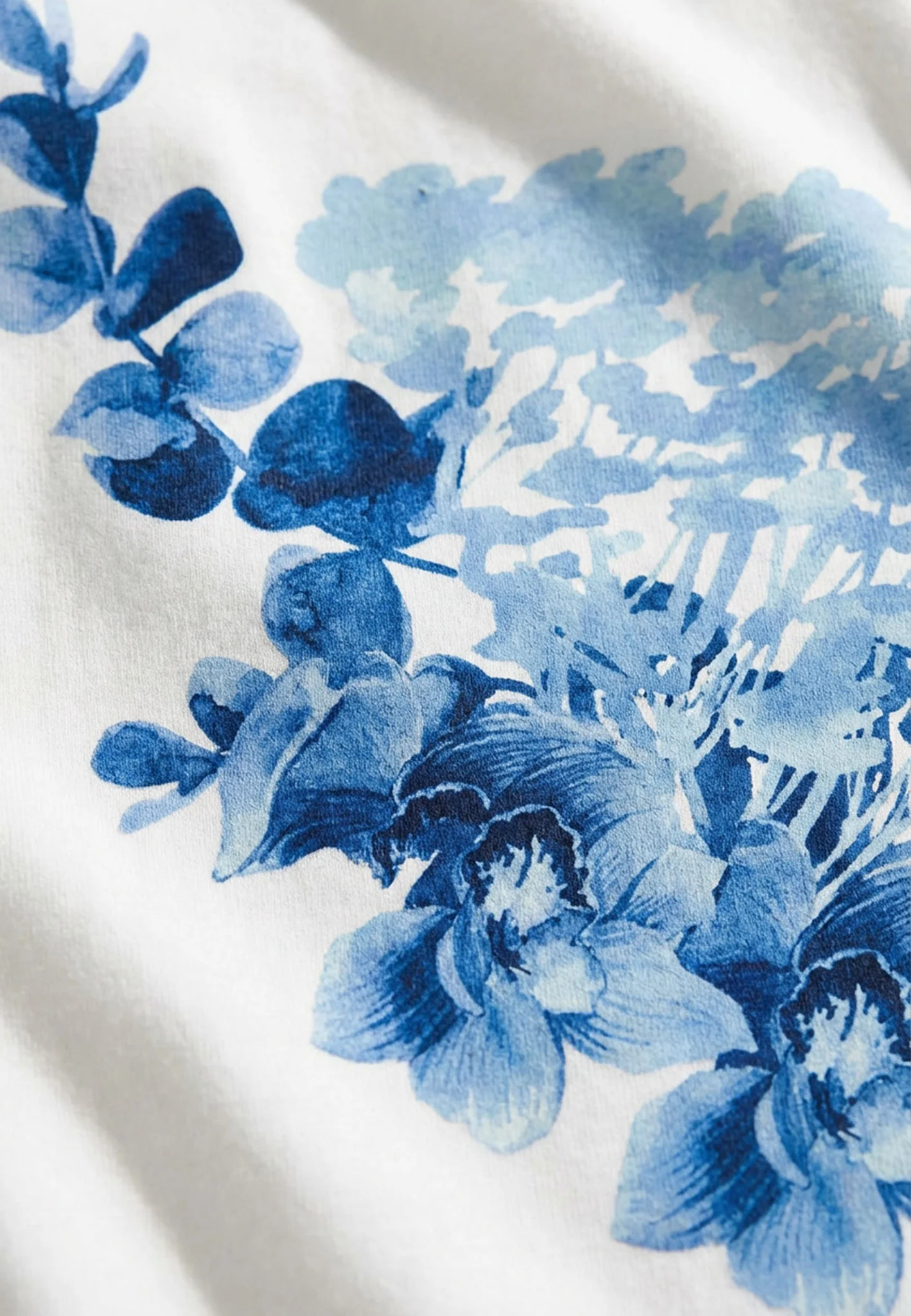 T-Shirt aus Baumwoll-Viskose-Mix mit floralem Print - Image 4
